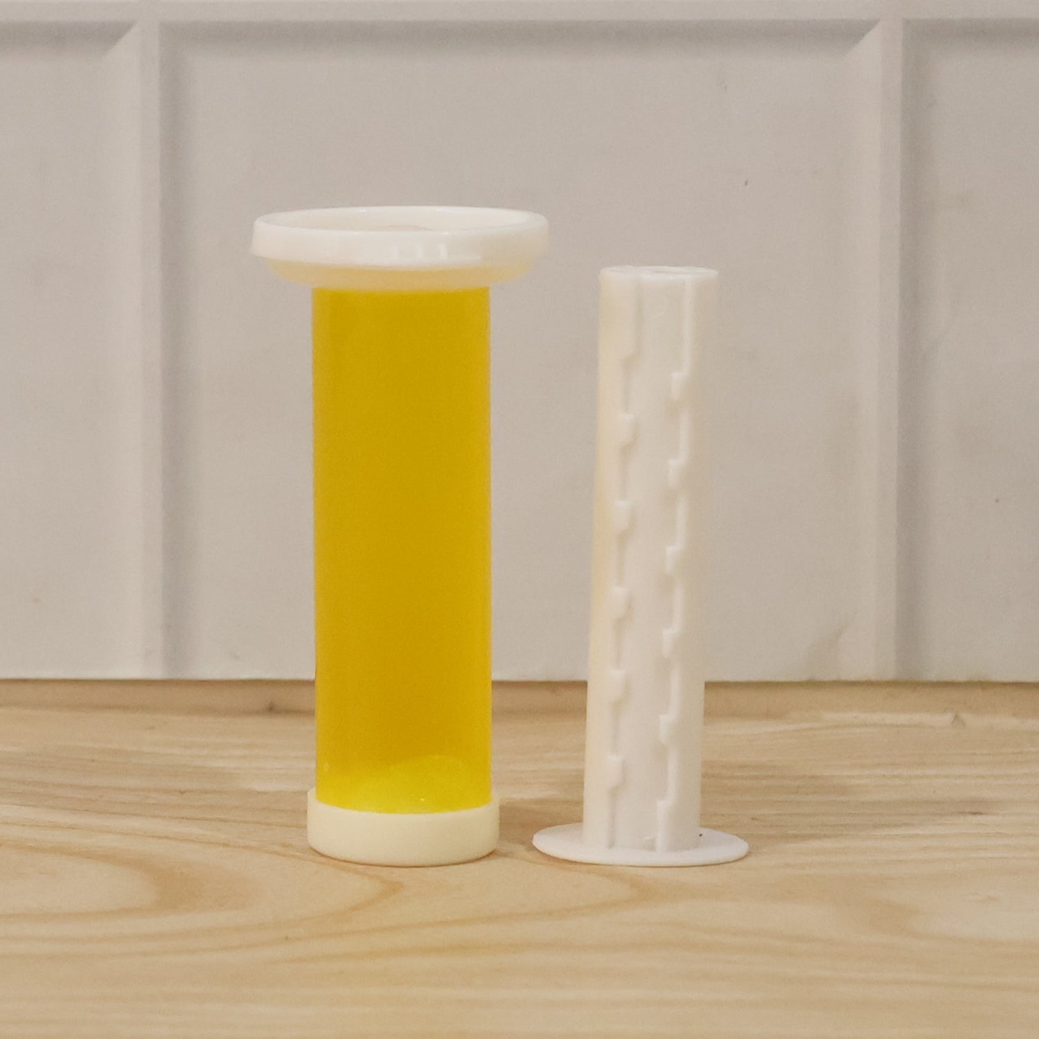 Toilet bowl staying fresh with long-lasting gel