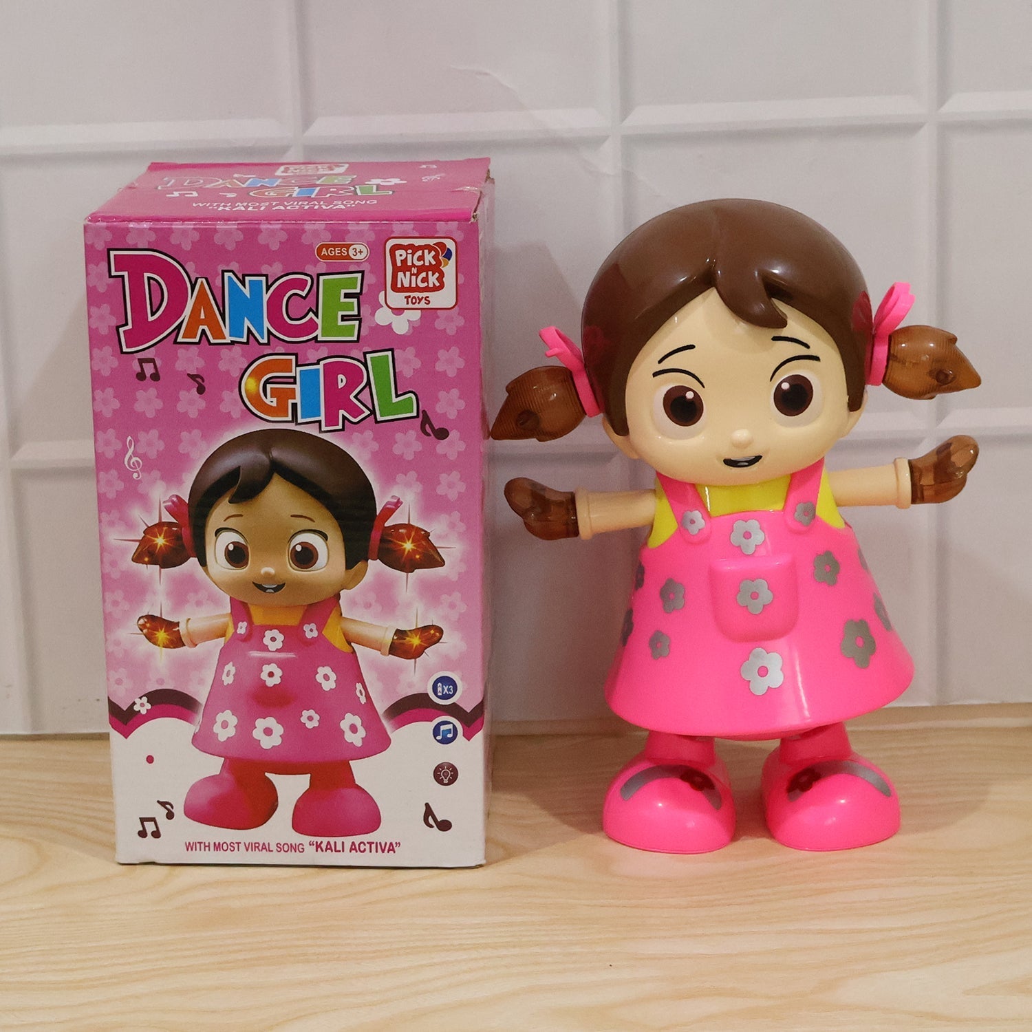Dancing toy gift box