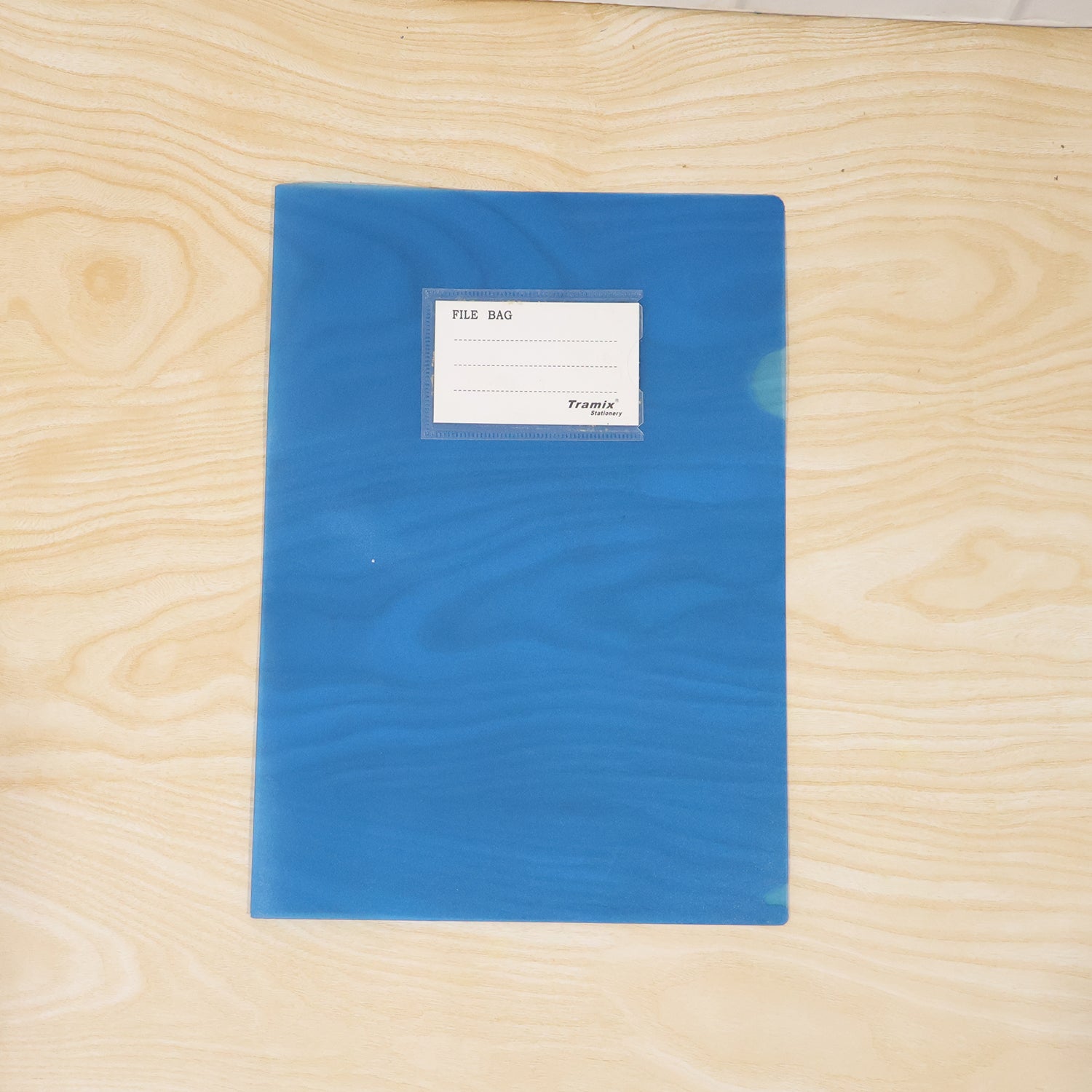 Document folder closure detail