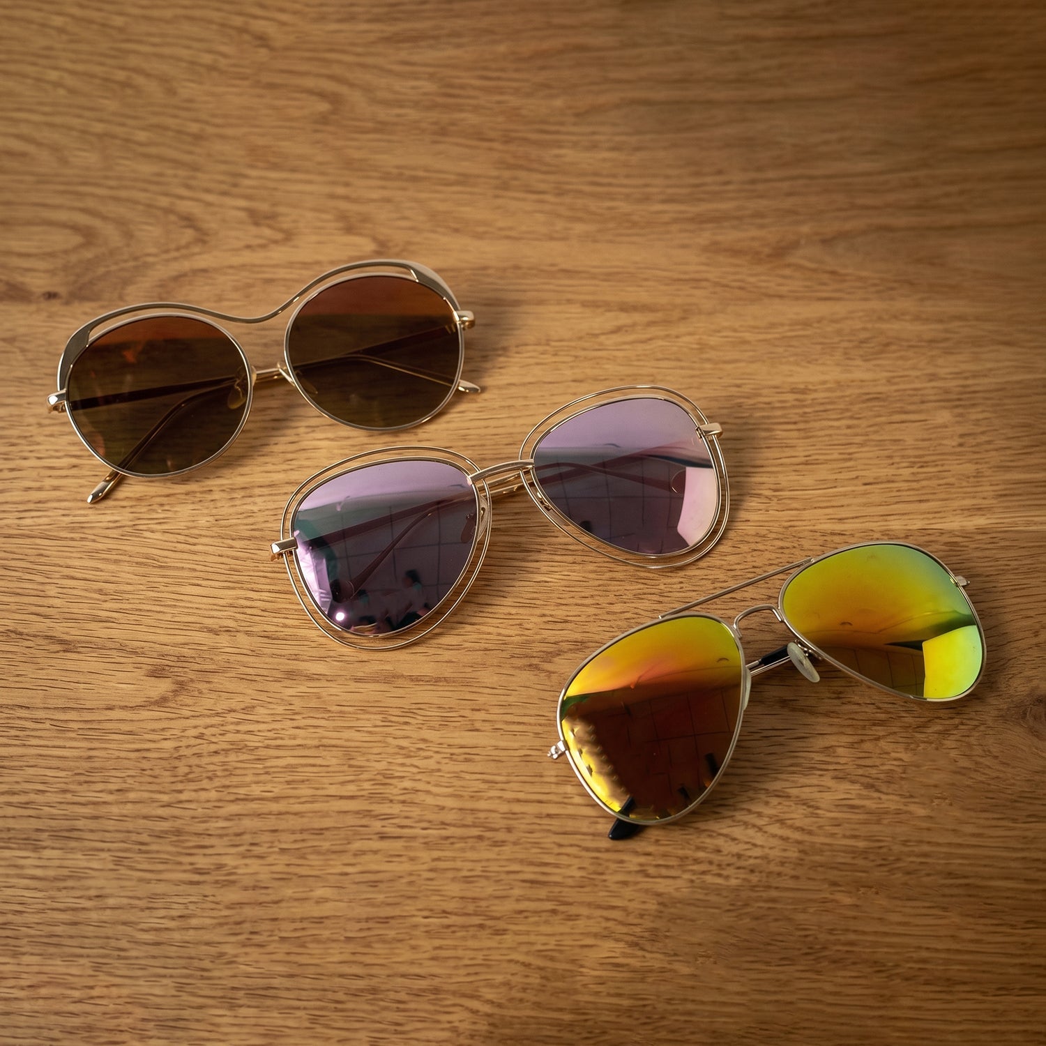 Metal frame sunglasses style