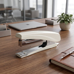 Close up of the stapler head and anvil