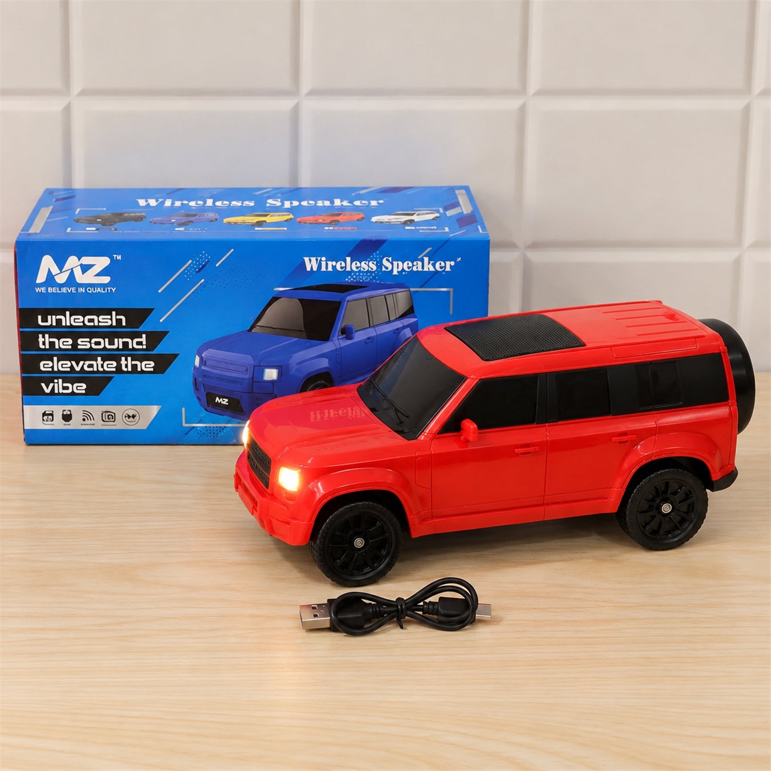 Actual car shaped speaker with retail box and cable