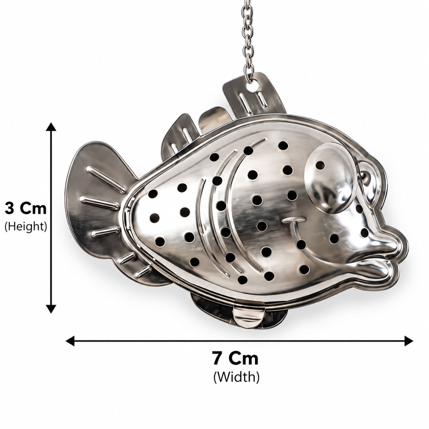 A silver fish-shaped tea infuser with a chain, showing its dimensions of 3 cm height and 7 cm width.