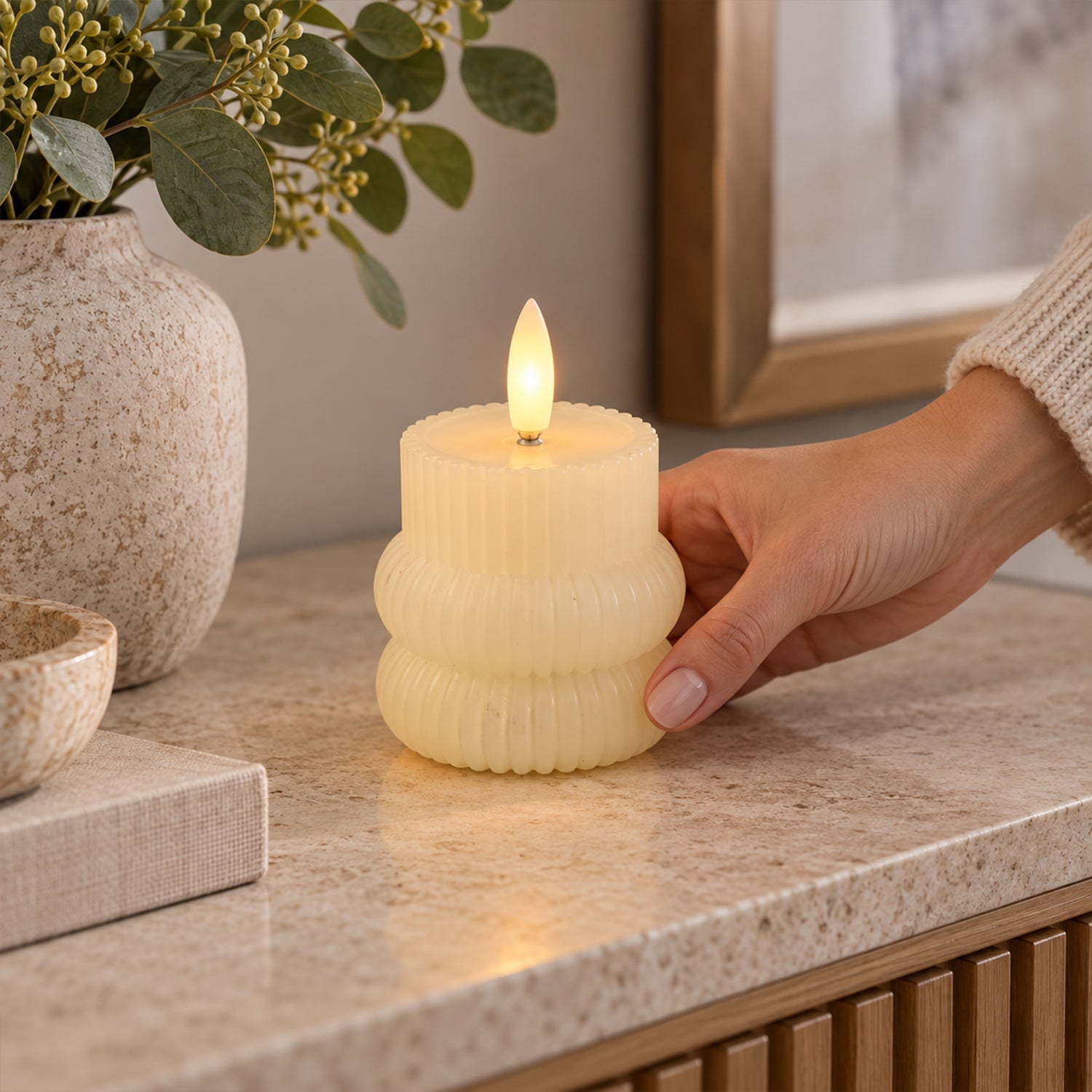 LED candle ribbed detail