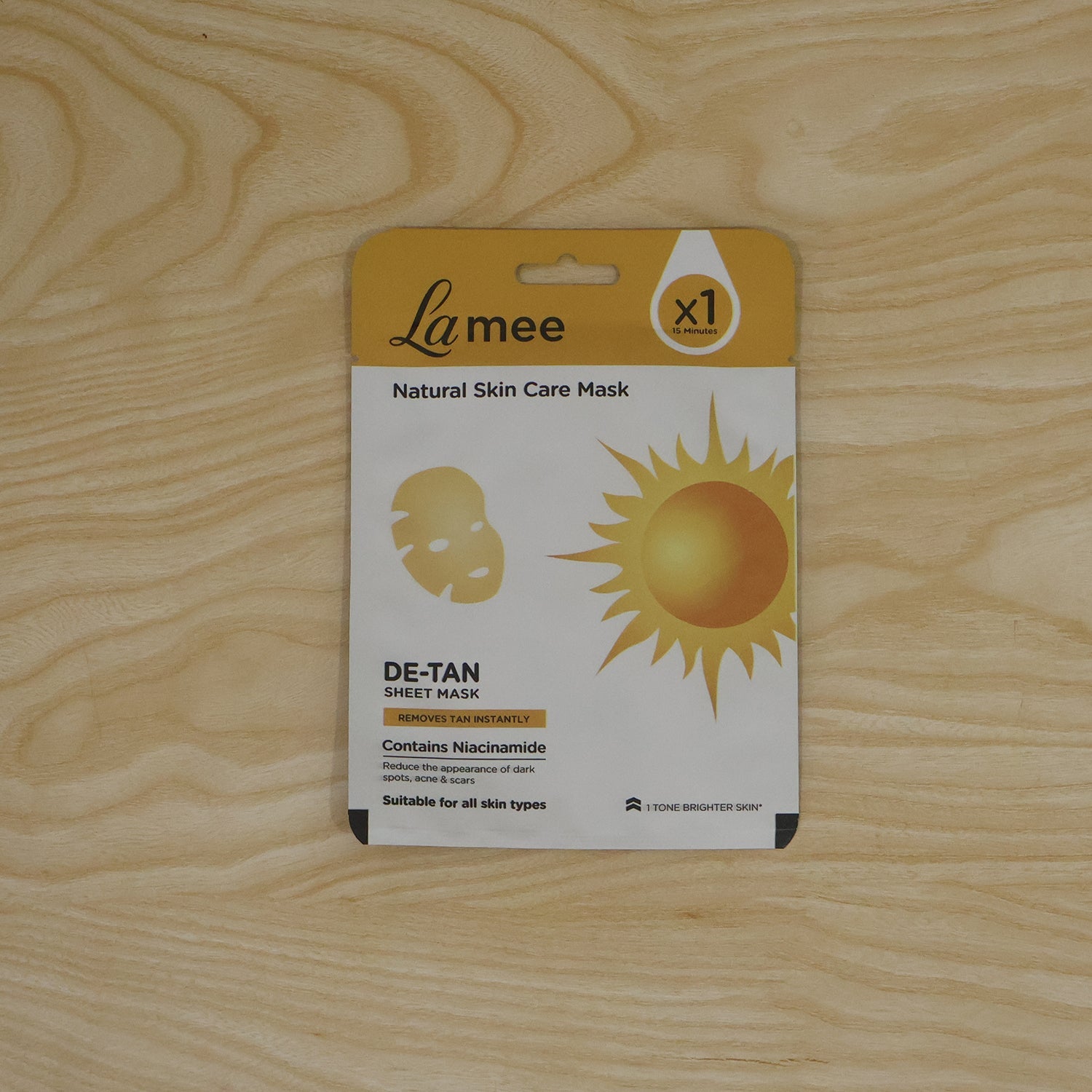 De Tan natural skin care sheet mask in use