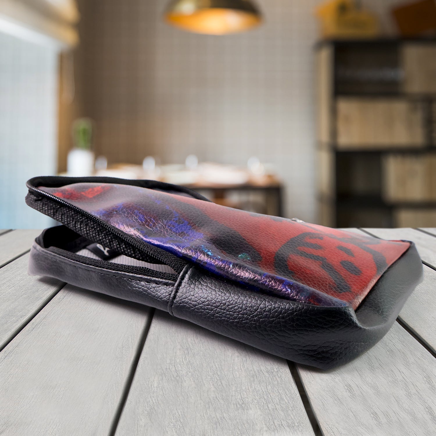 Durable and lightweight travel storage bag