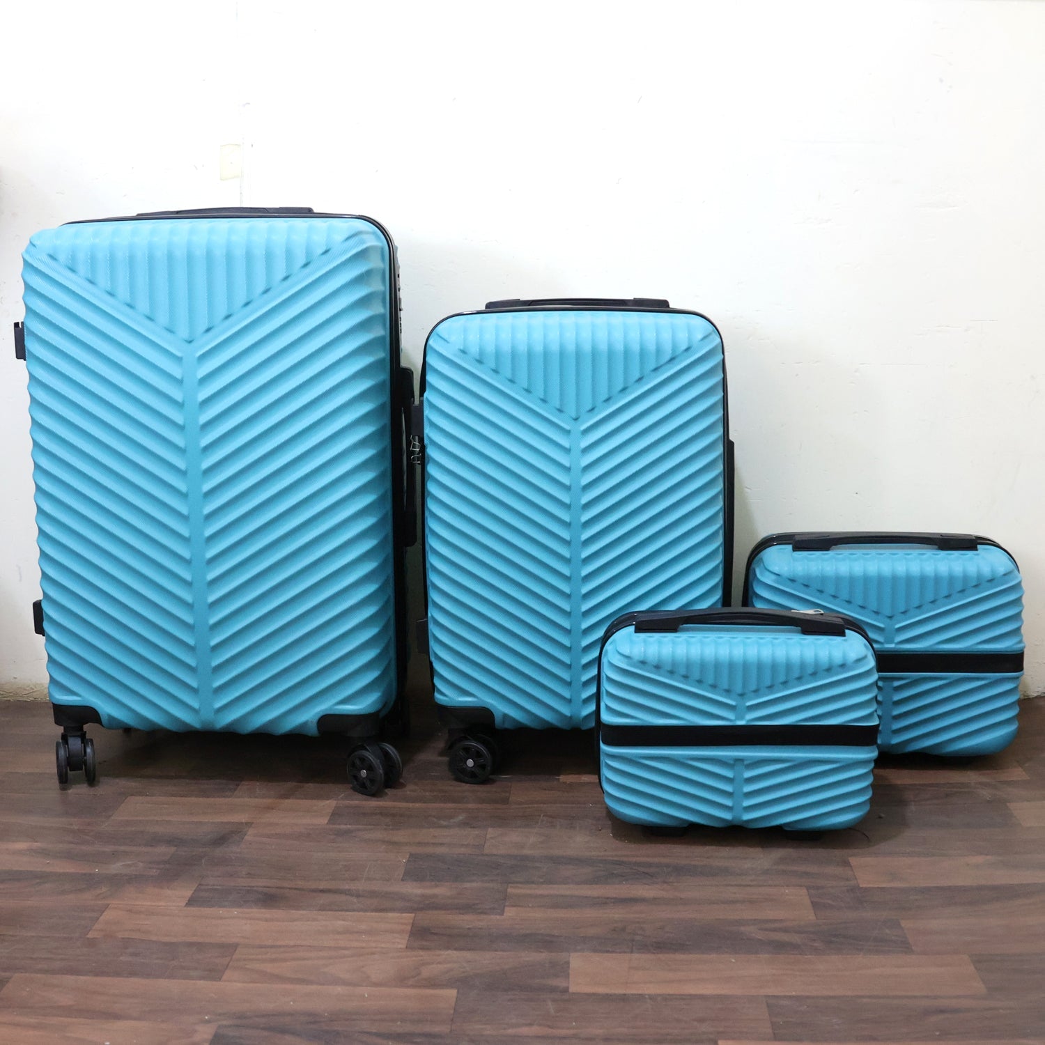 4-in-1 Hard Shell Luggage Set â€“ Durable & Stylish Travel Bags