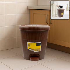 Mini plastic pedal dustbin, front view