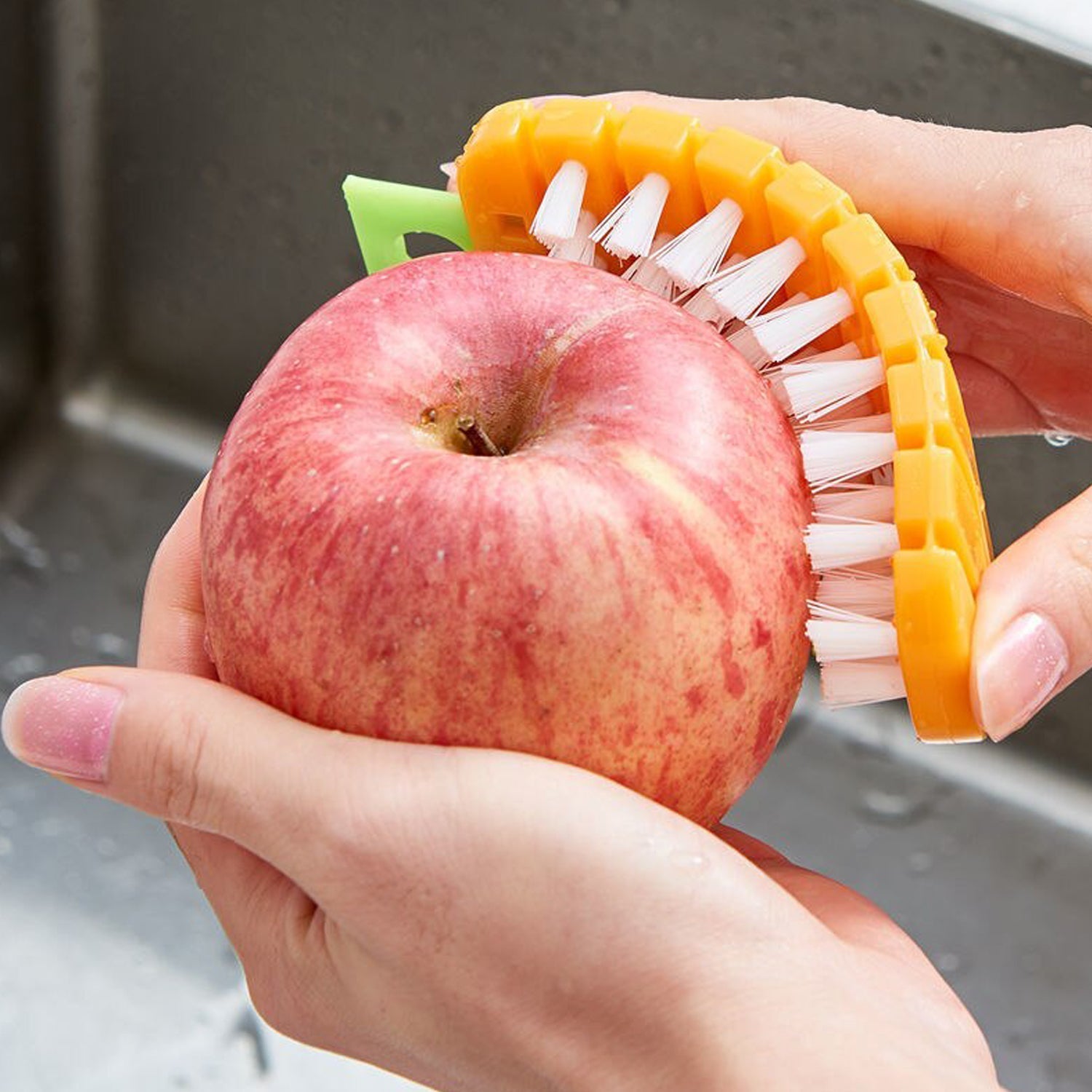 2950 Vegetable Scrubbing Brush, Vegetable Scrubber Nonâ€‘Toxic Fruit Brush Carrot Shape Vegetable Brush for Potato for Vegetable DeoDap