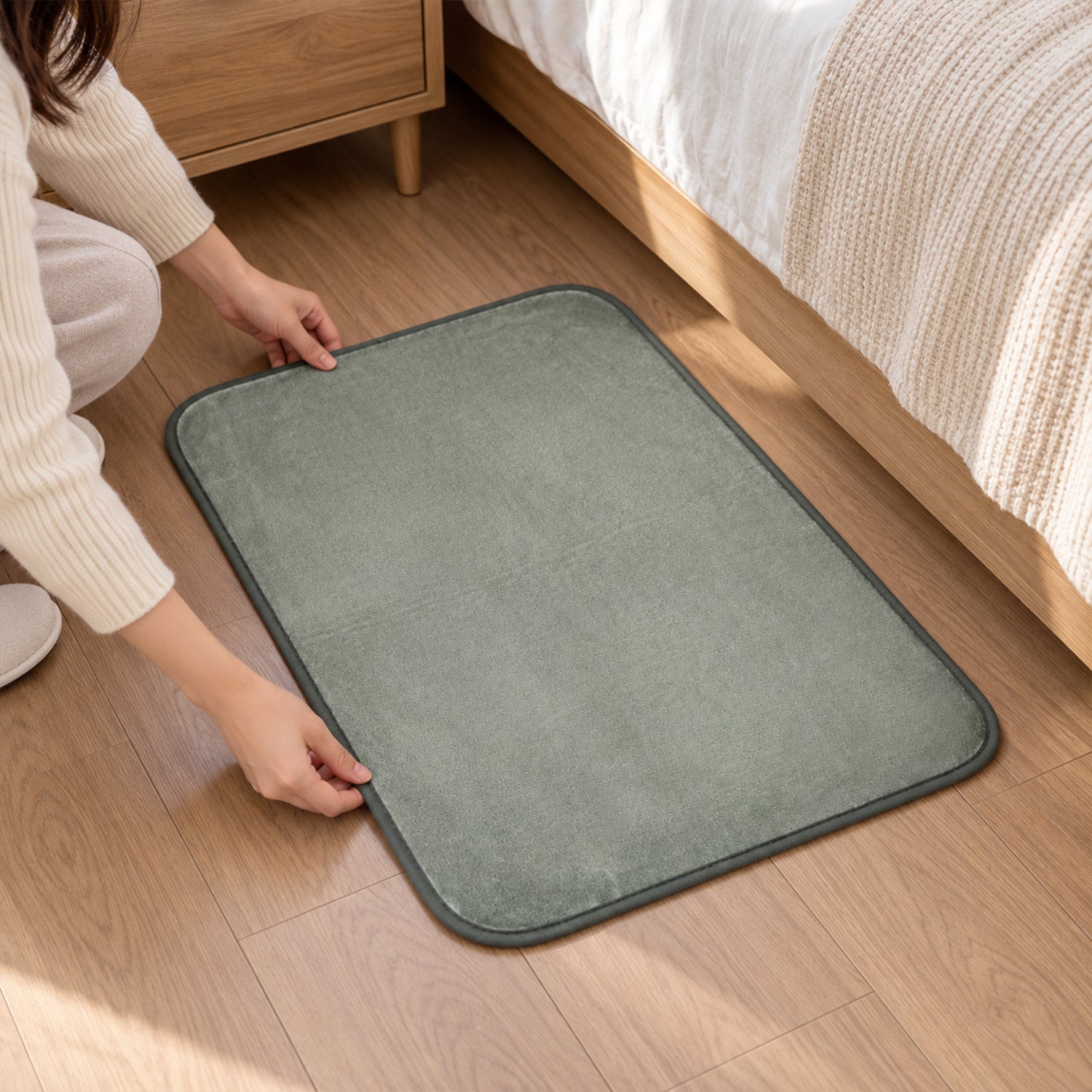 Grey Green Rounded Floor Mat