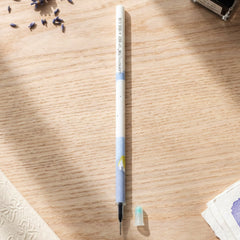 Close up of the fine point pen tip