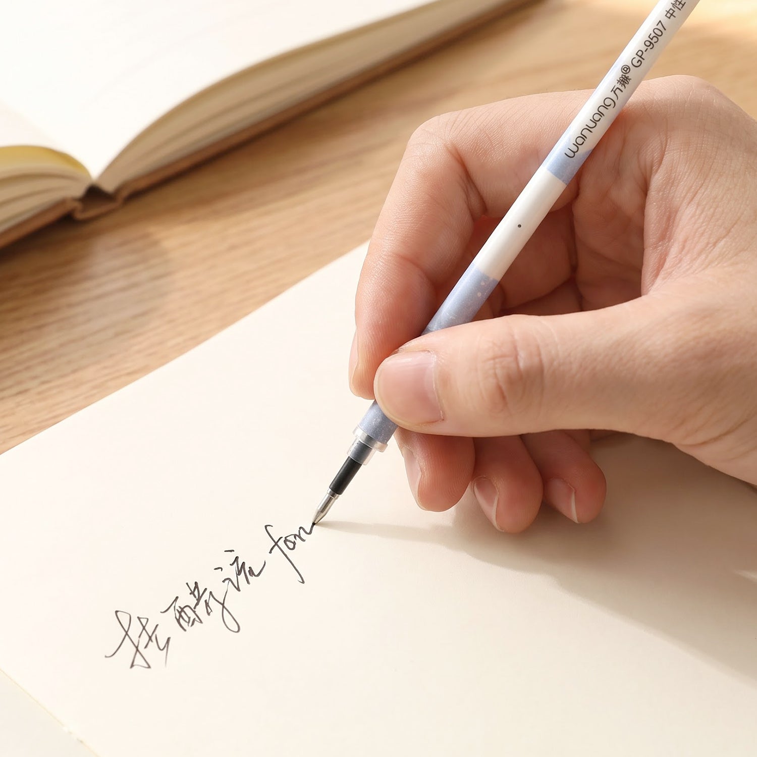 Pen cap and clip detail