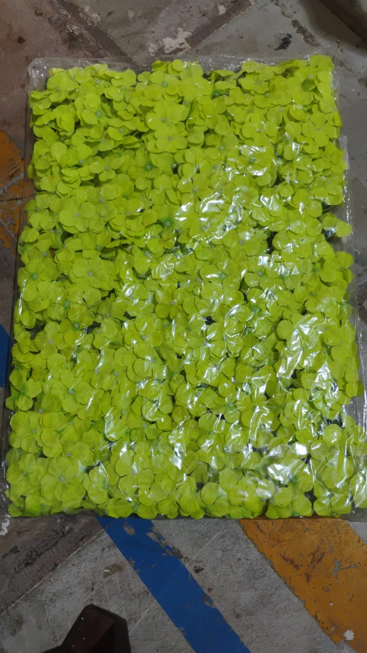 Plastic Wall Artificial Flowers Plant Base (60Ã—40 CM / 1 Pc)