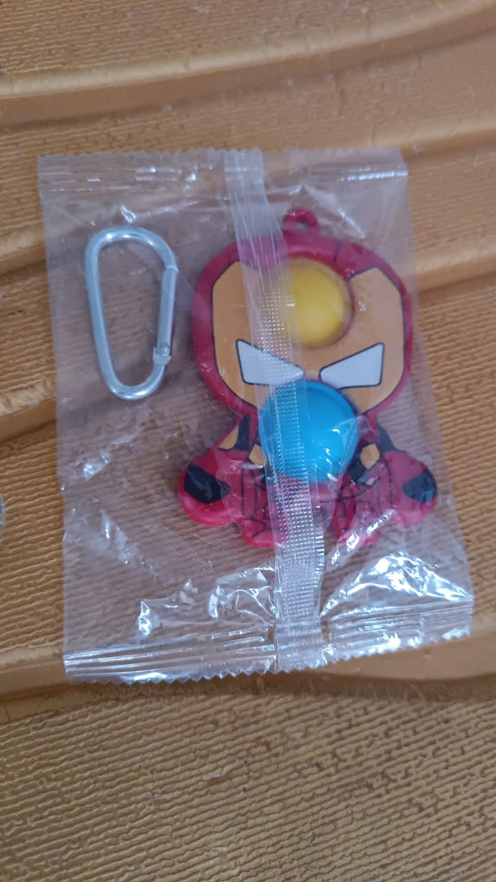 Themed Iron Man Shape Keychain Pop It Toy (1 Pc)