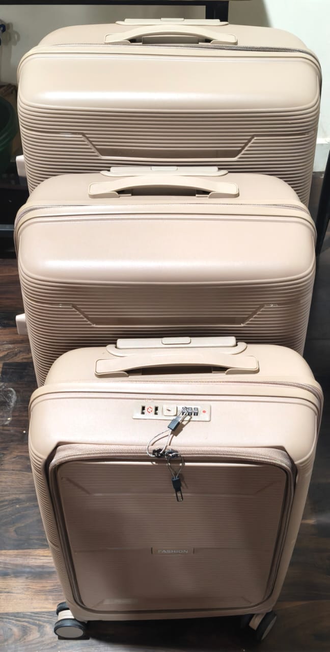 Hard-Shell Trolley Luggage Bag (Set of 3-piece / Mix Color)