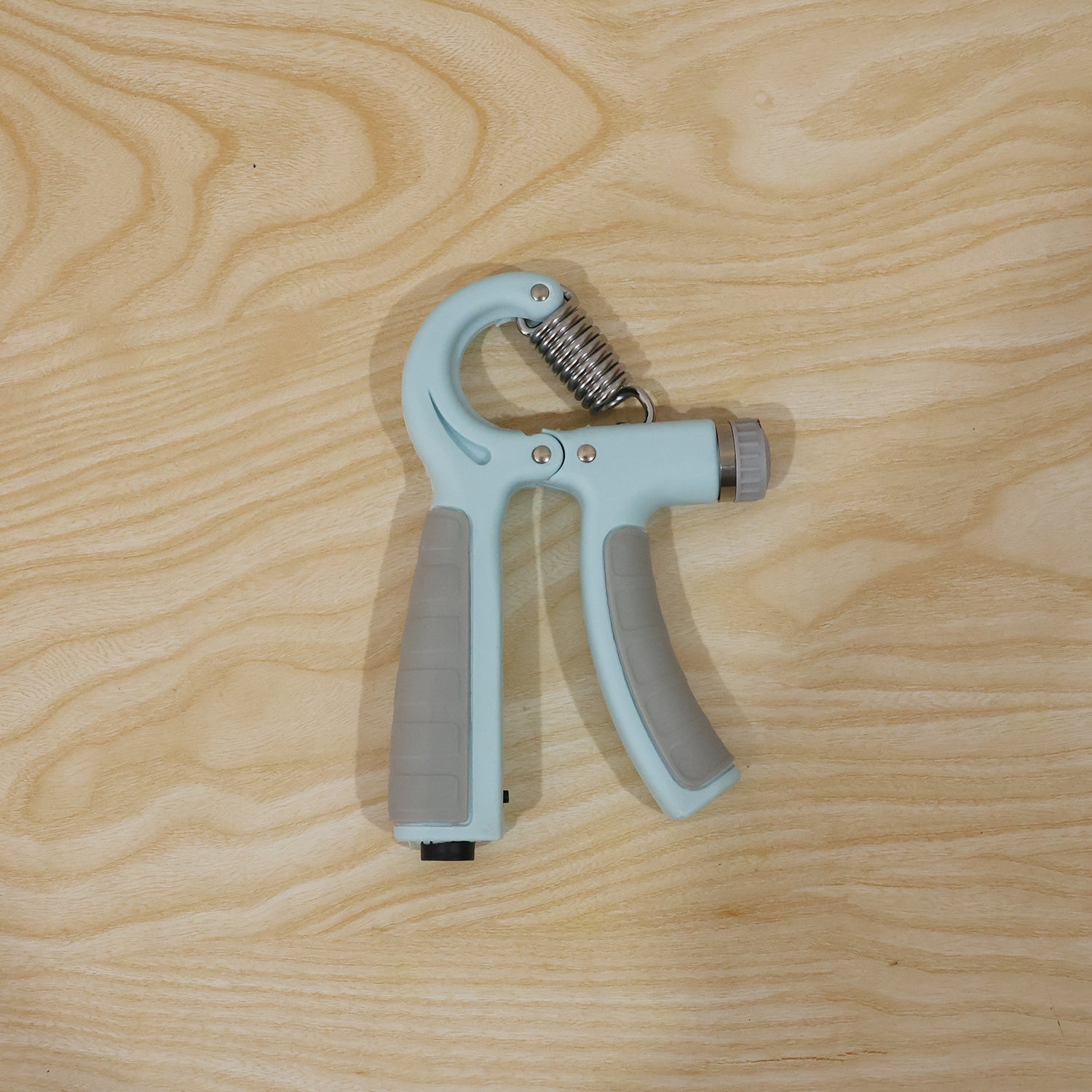 Detail of the non-slip grip on hand exerciser