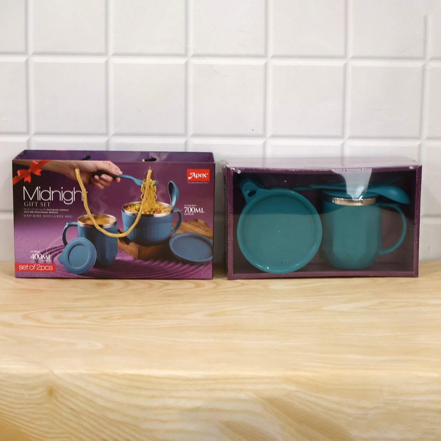 Apex Midnight Gift Set with 400ml Mug, 700ml Soup Bowl, Lids, Spoon and Fork