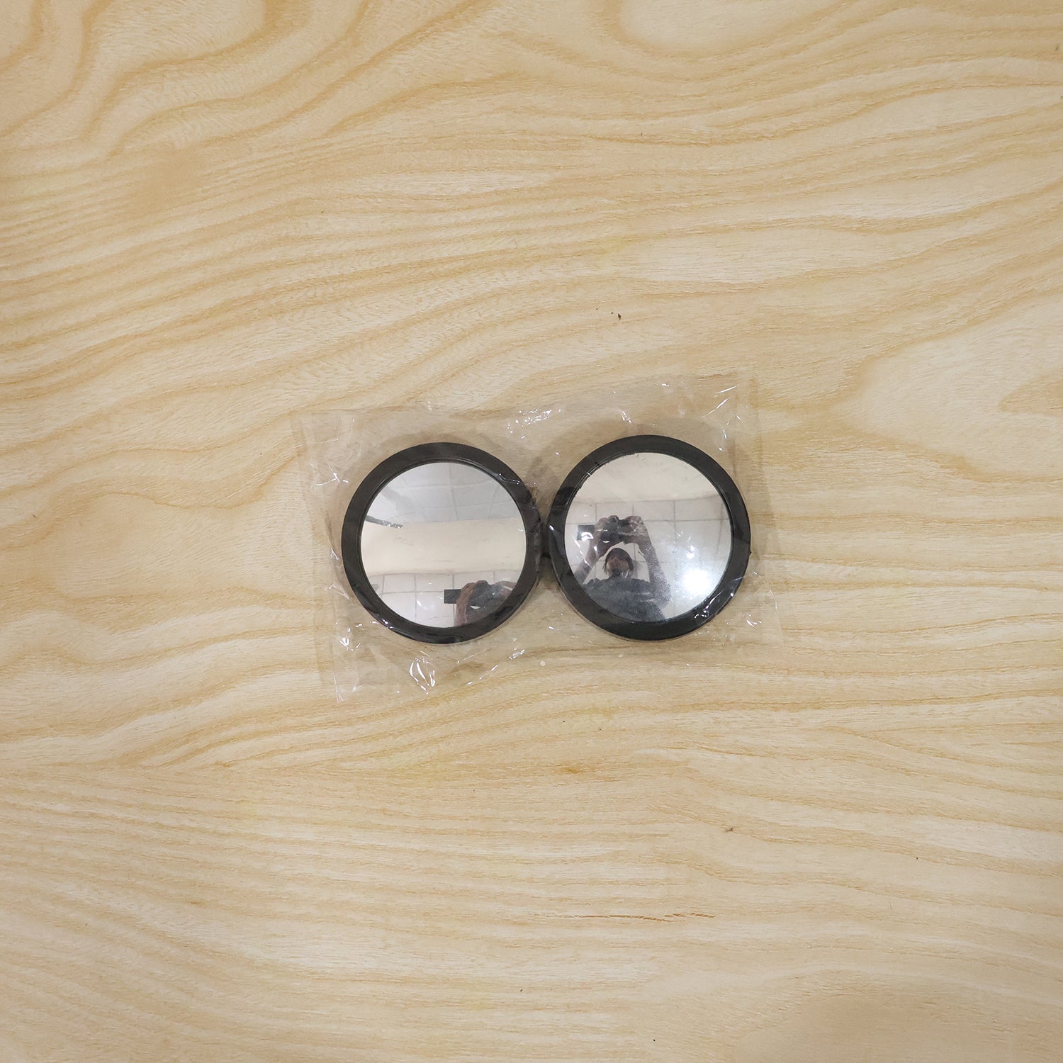 Car with installed 360Â° adjustable blind spot mirrors