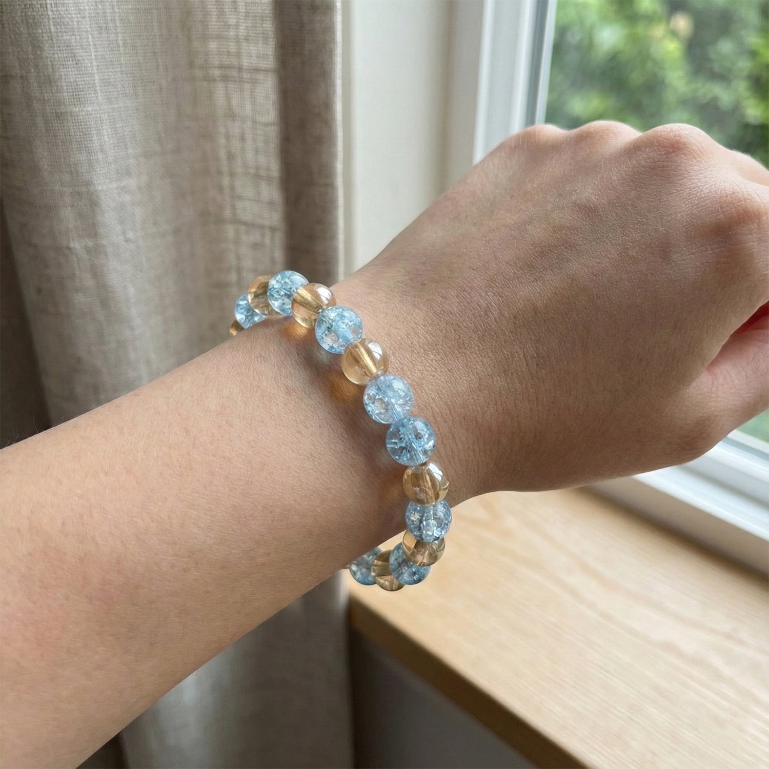 Elegant Dual-Tone Crystal Beaded Stretch Bracelet (1 Pc)