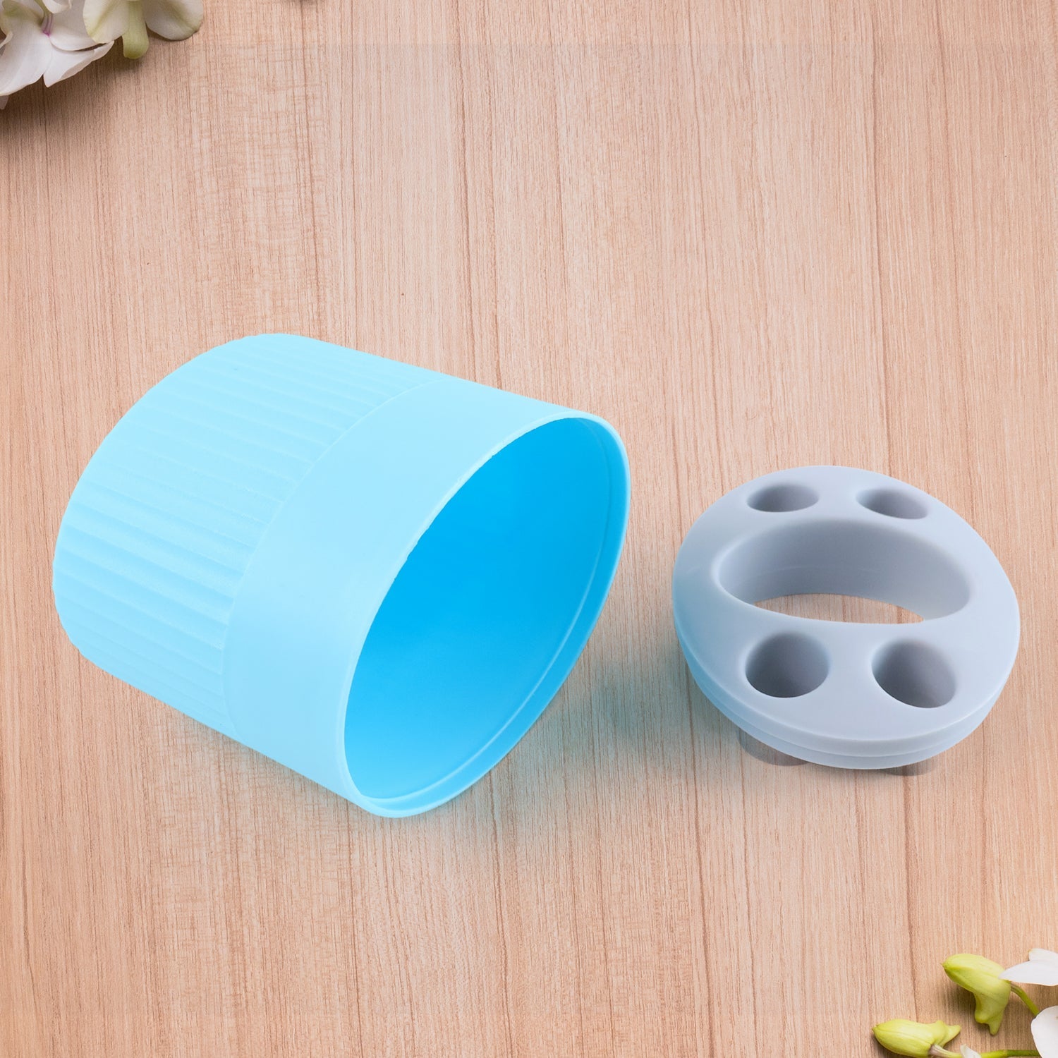 Toothbrush holder detail image