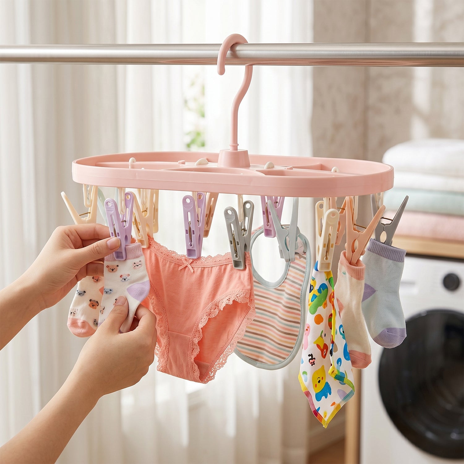 Hanging clips on rods and clotheslines for laundry drying and clothing organization