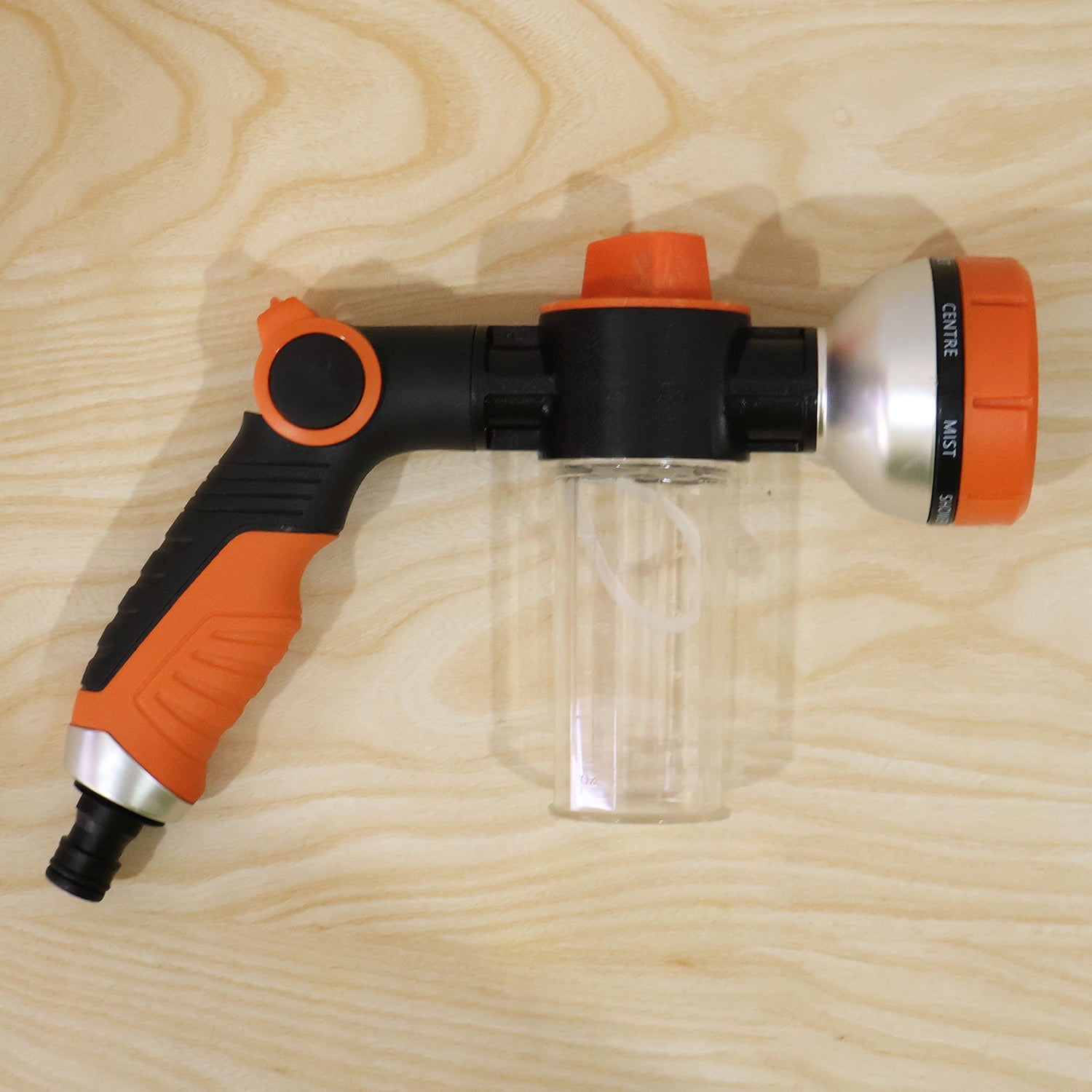 Complete set showing the adjustable hose spray nozzle and foam water gun.