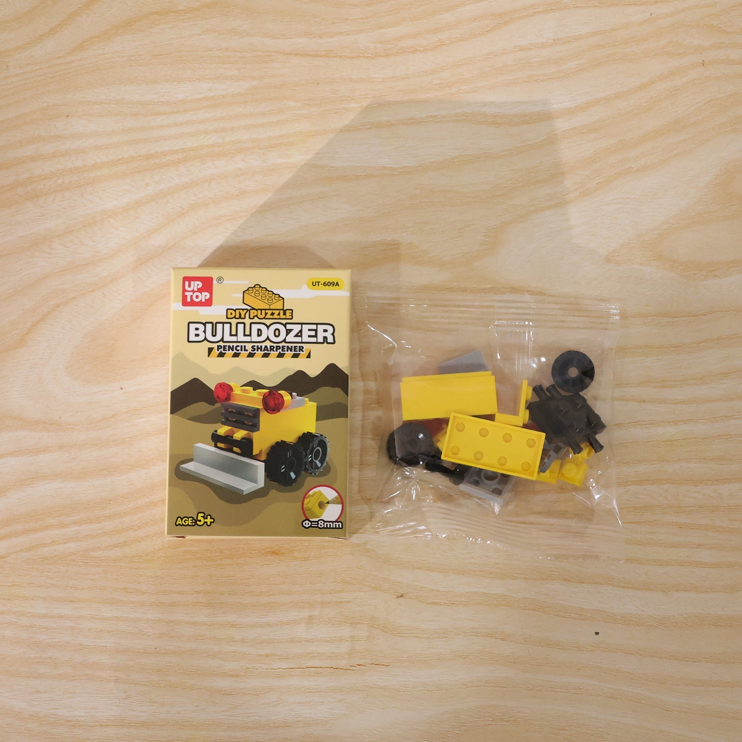 Cute Bulldozer Pencil Sharpener Toy - Fun and Interactive Desk Toy
