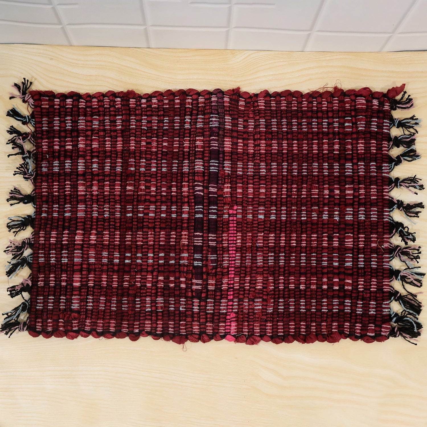 Soft Woven Decorative Floor Mat with Tassel Edges for Home (1 Pc, 59x37 Cm)