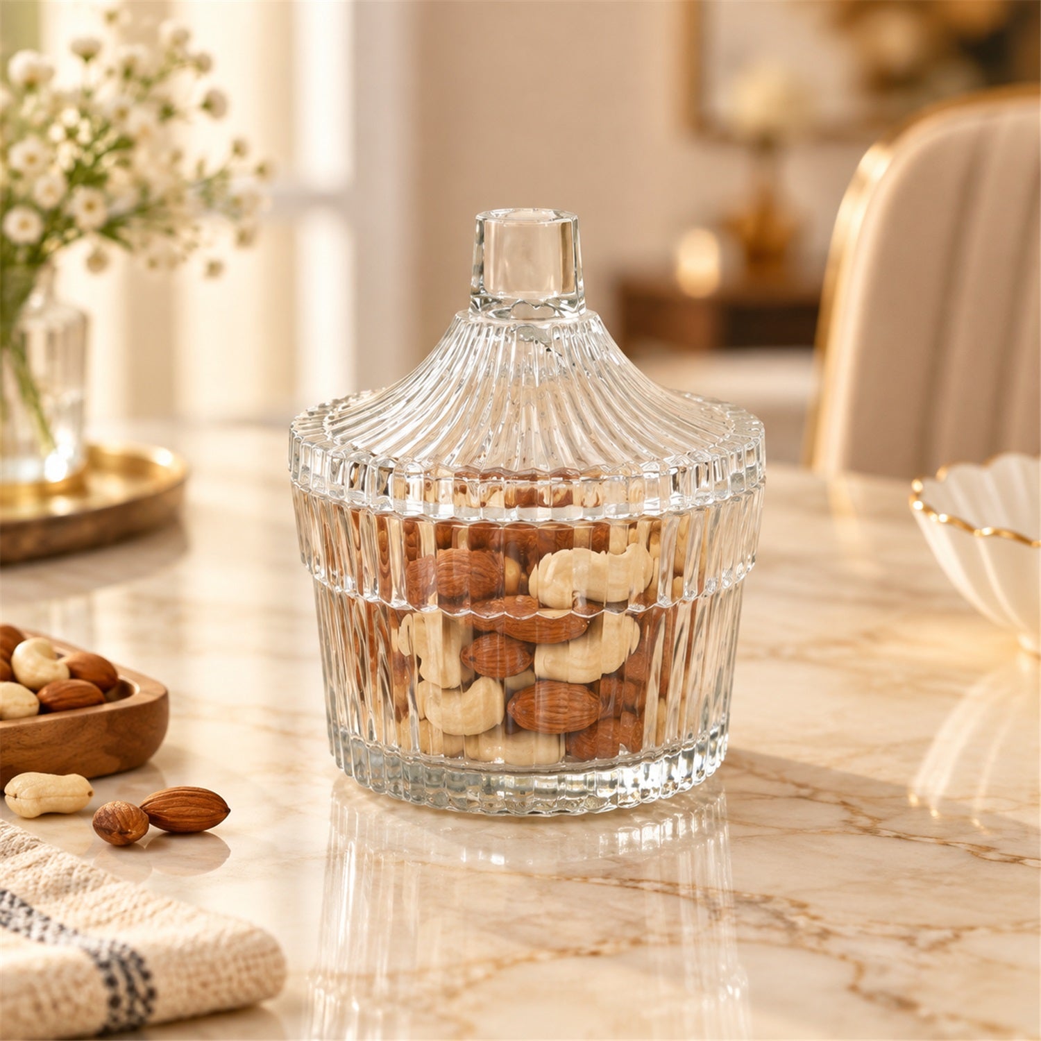 Jar ribbed detail