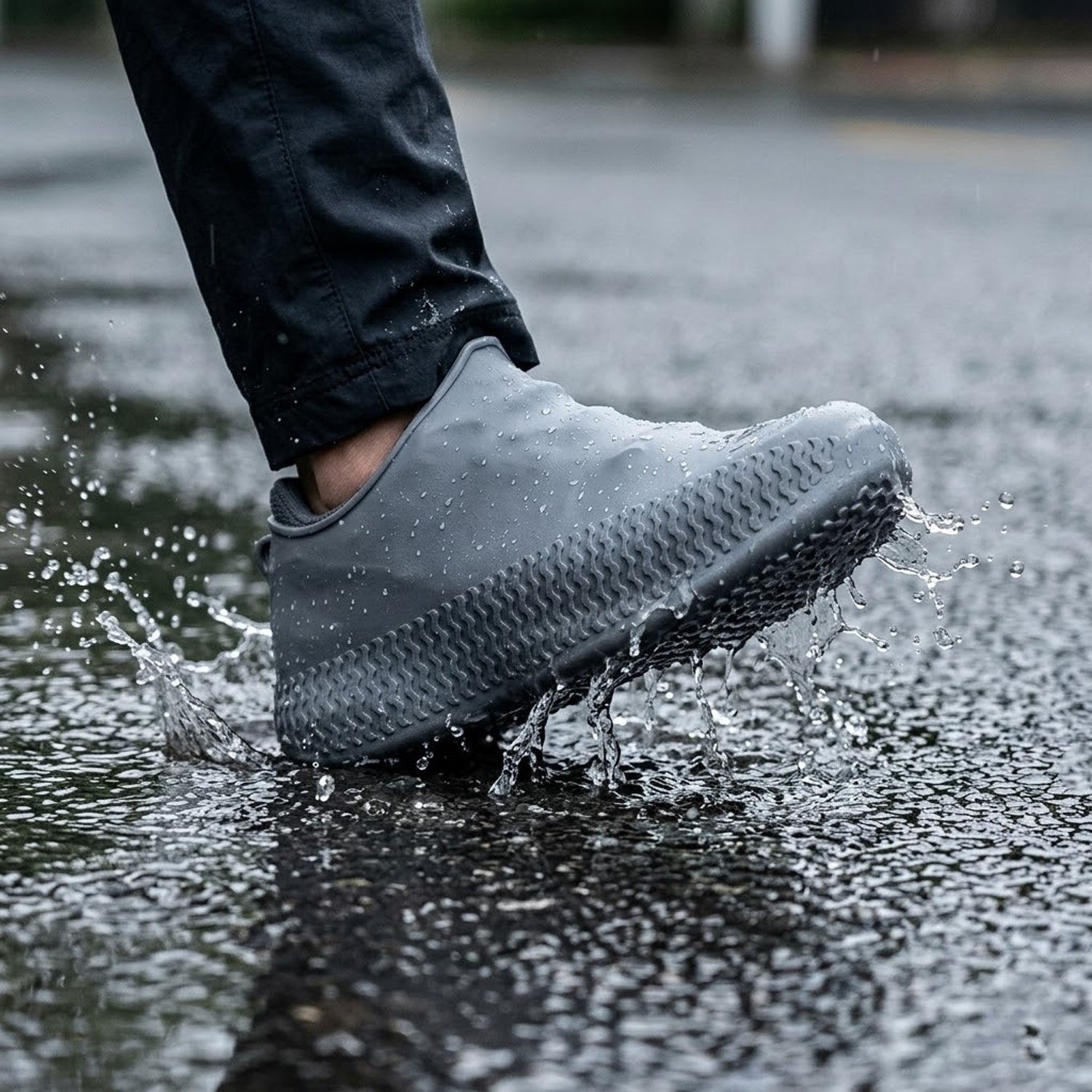 Waterproof Silicone Shoe Cover Grey Color (1 Pair, Medium Size)