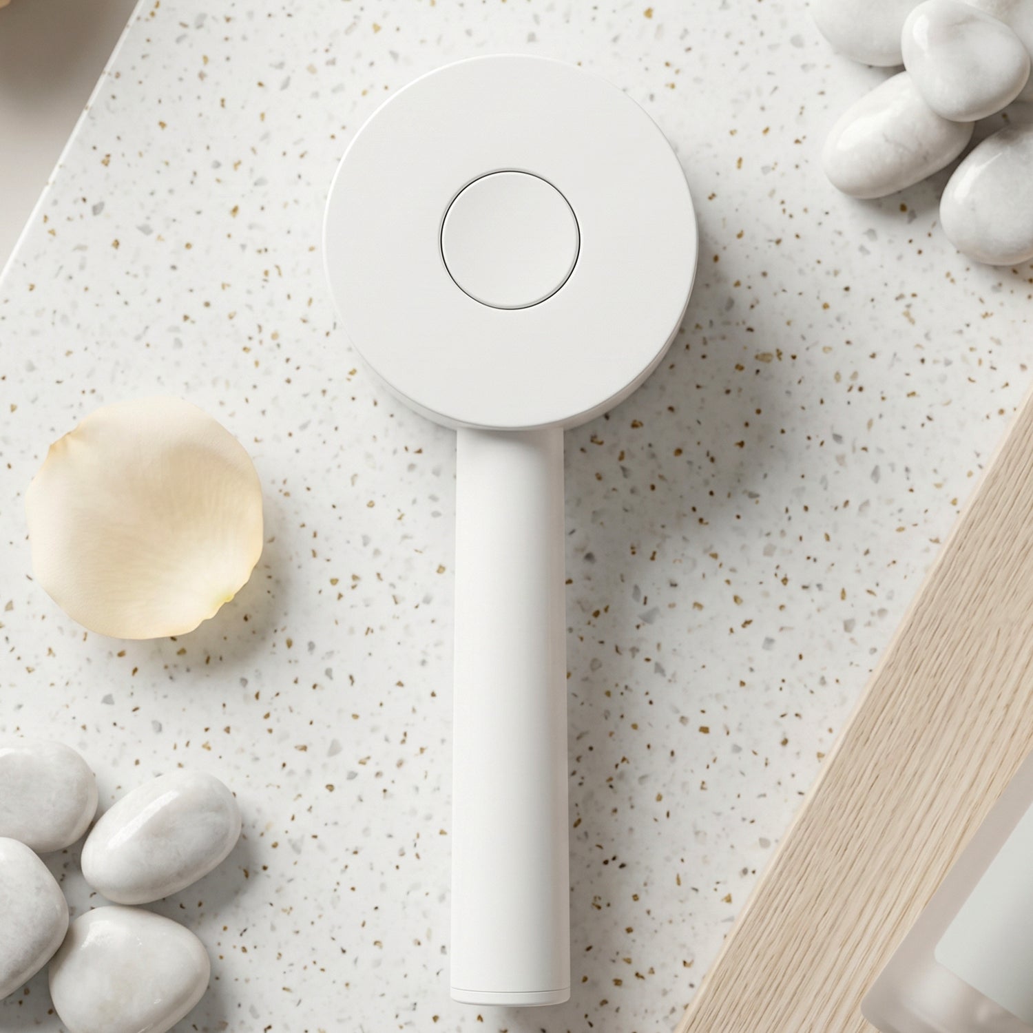 Self-cleaning hair brush as a perfect gift for personal care