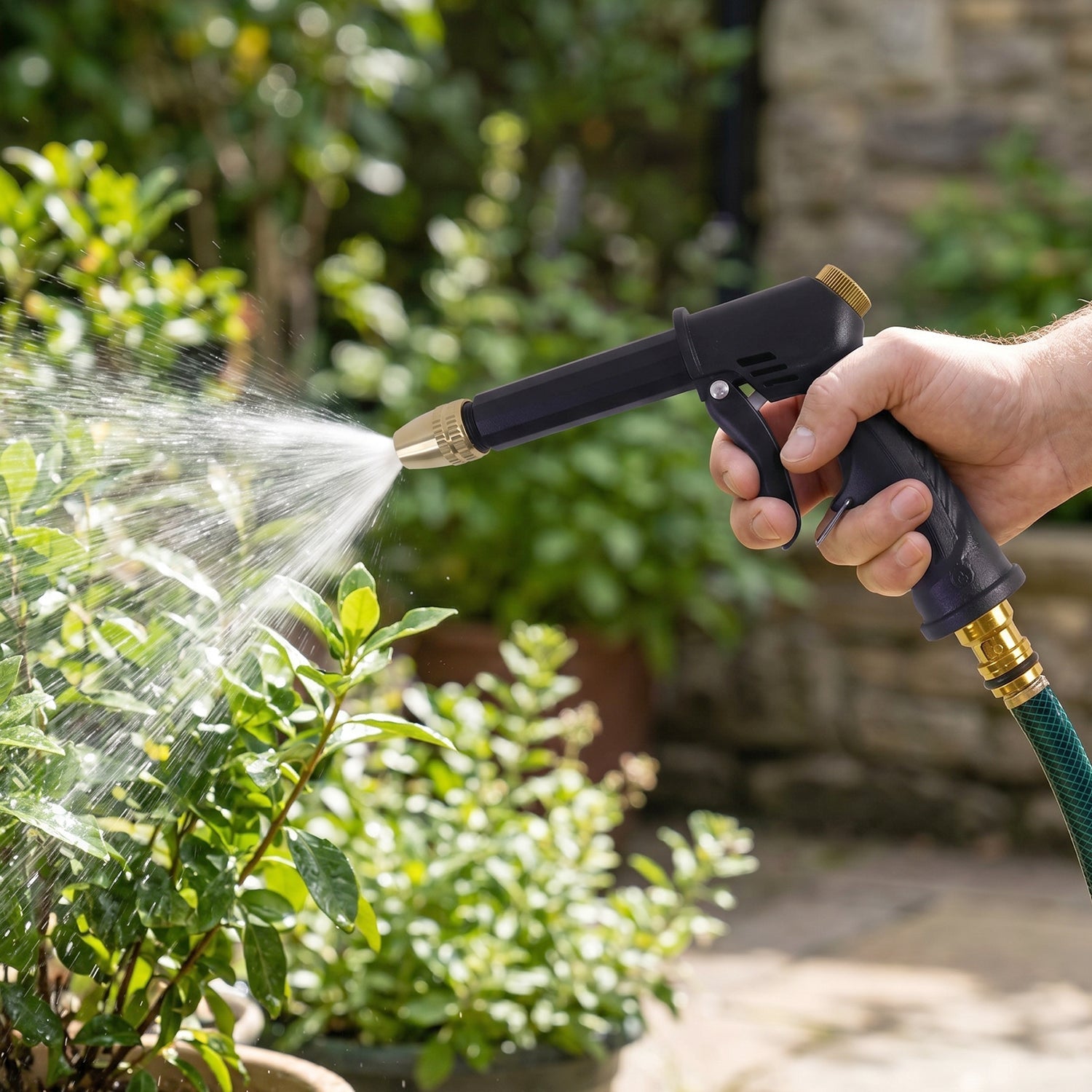 Complete garden pressure washer set with interchangeable nozzles and hose fittings