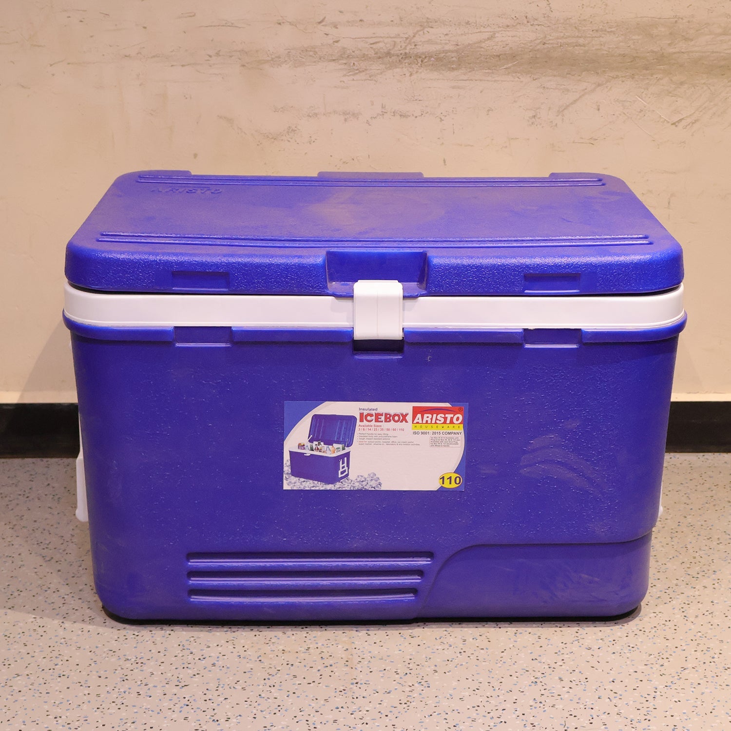 Heavy Duty Insulated Ice Box (1 Pc, 110 Ltr, 71x48 Cm)