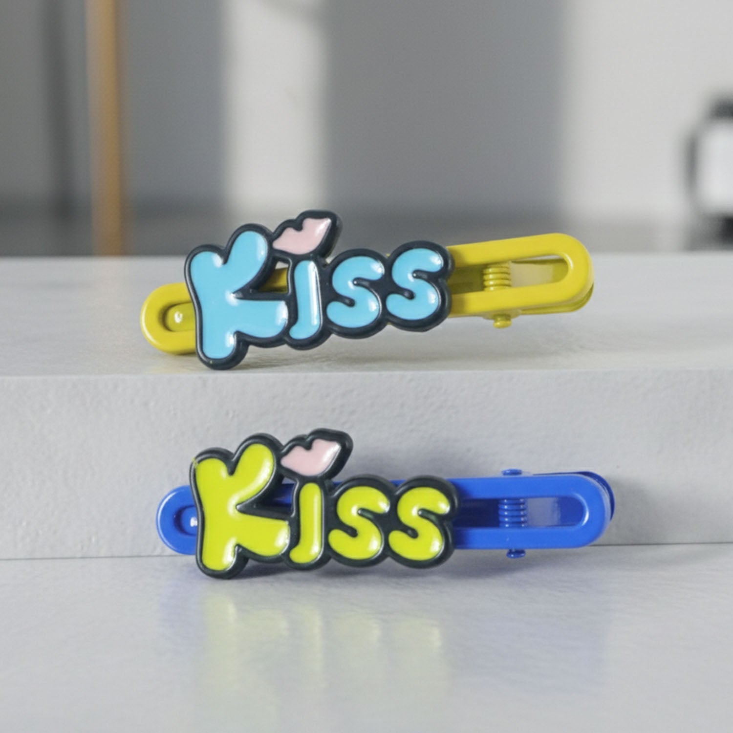 Cute “Kiss” Text Hair Clip Set (2 Pc)