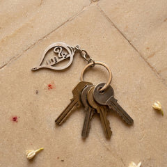 Premium Metal Shankh Krishna Keychain 1 Pc