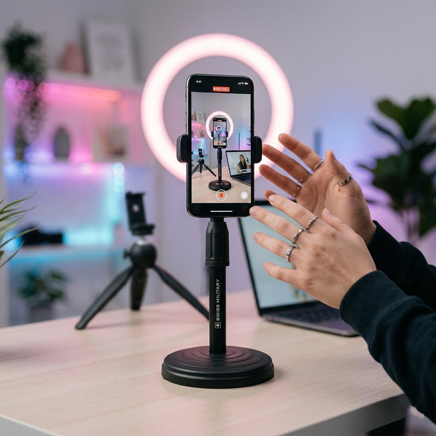 Close-up of adjustable mobile holder stand