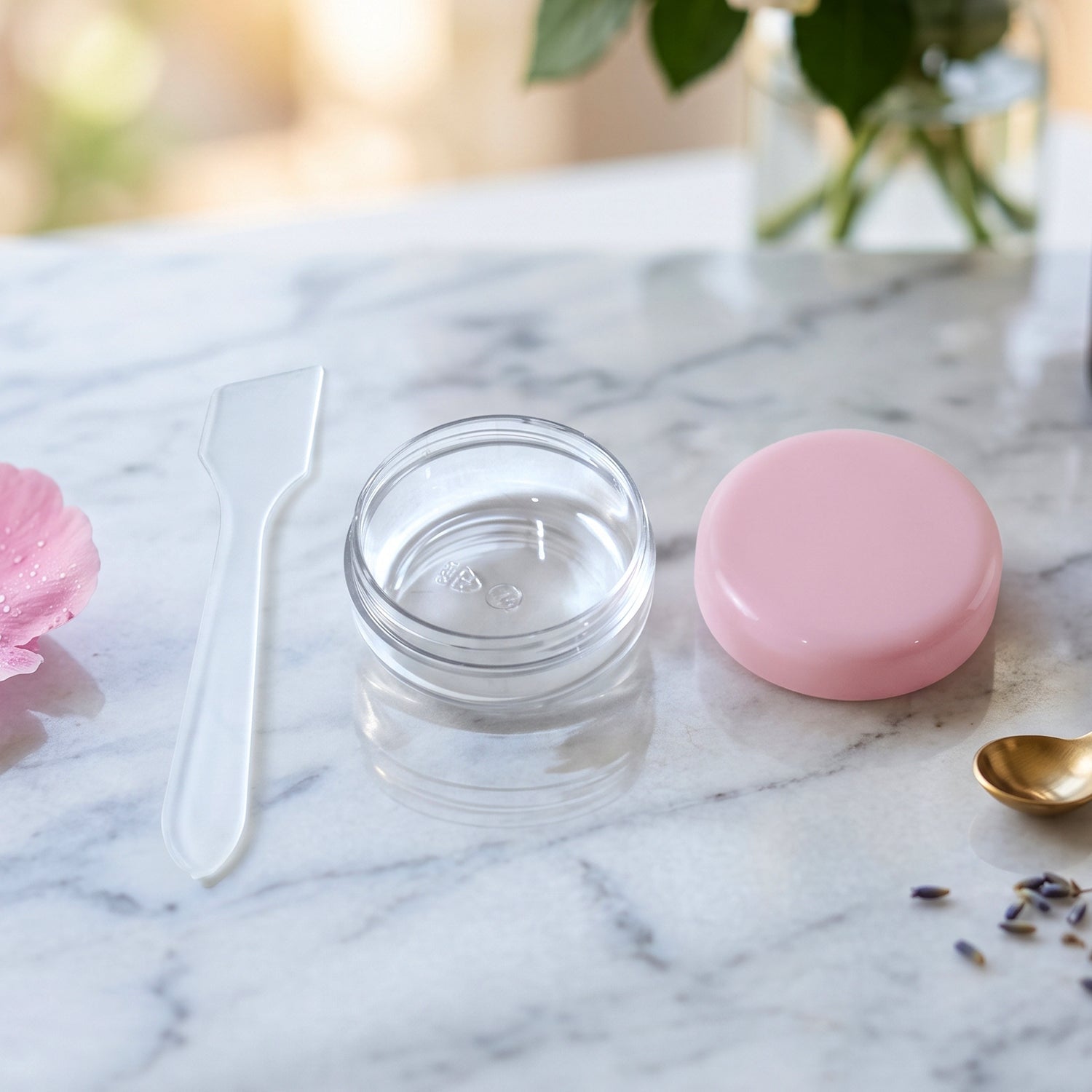 Cream jar and lotion bottle from the travel set