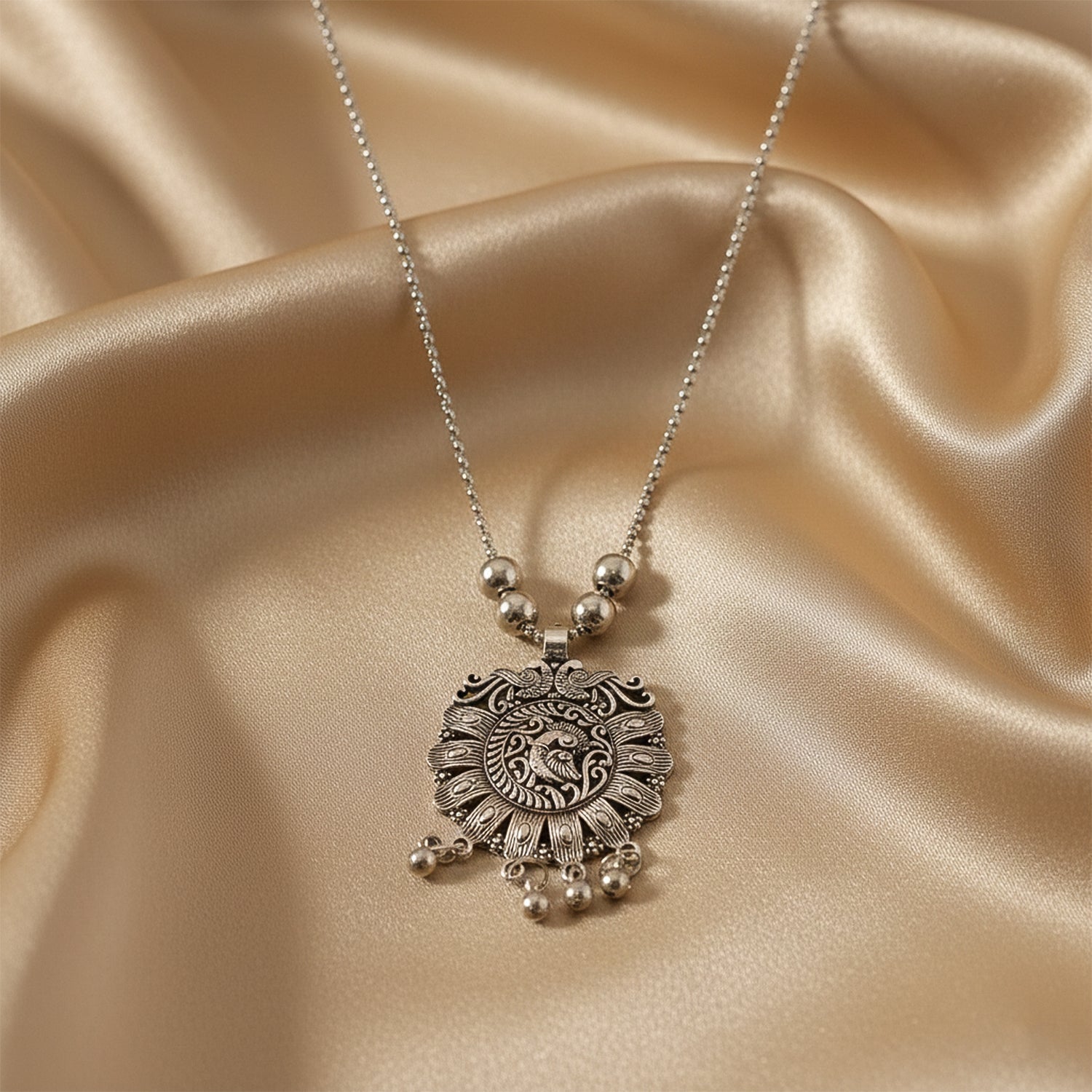 Antique Silver-Tone Oxidized Floral Medallion Pendant Necklace (1 Pc)
