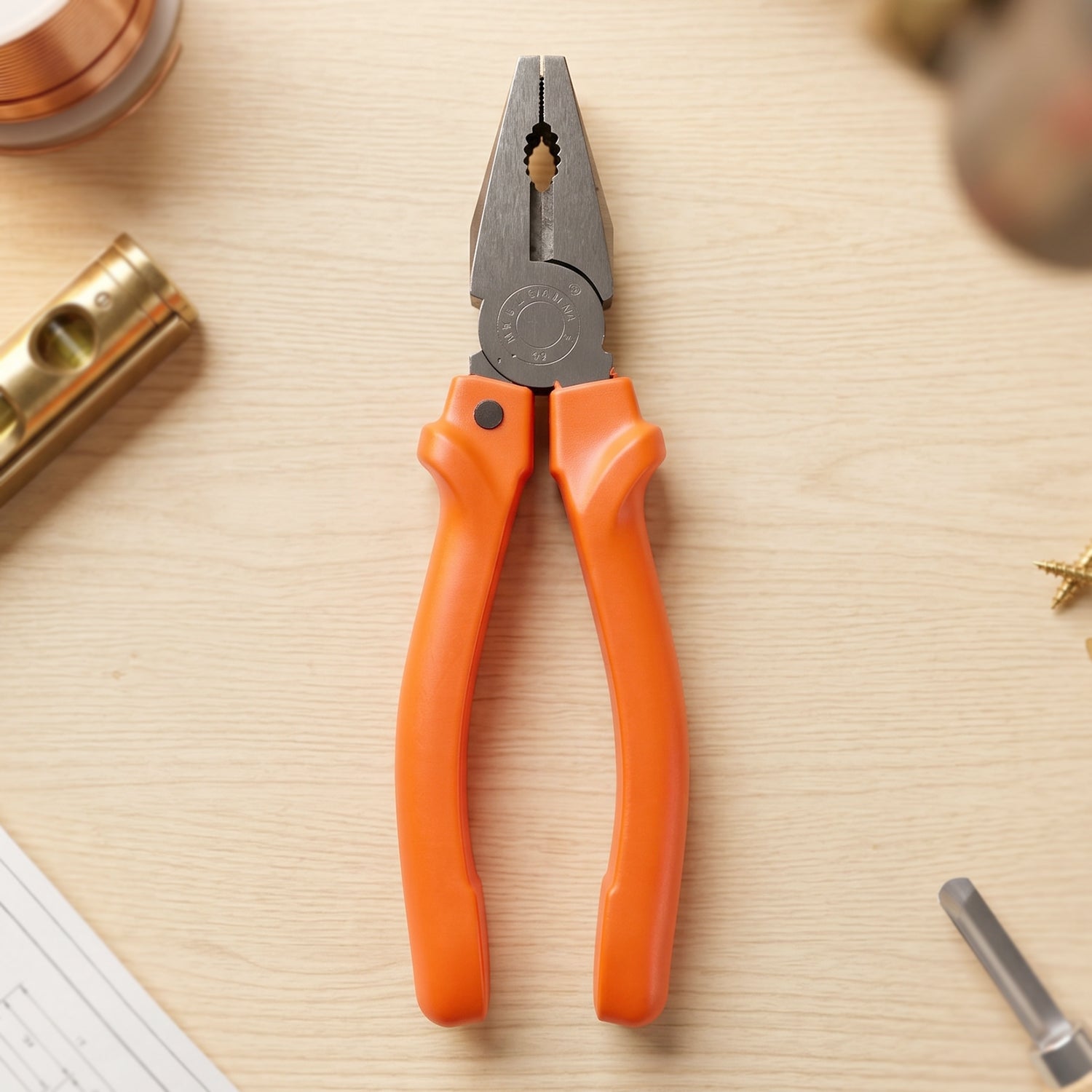Steel jaw combination pliers with non-slip insulated handles for professional use