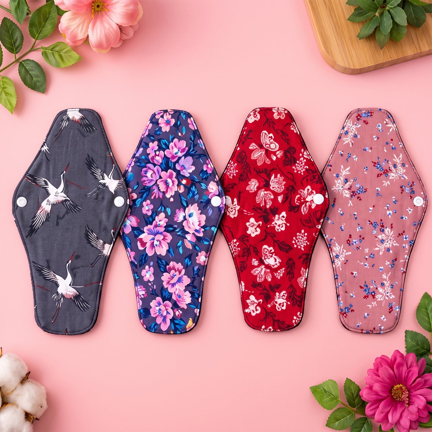 Reusable Cloth Sanitary Pads for Women (4 Pc)