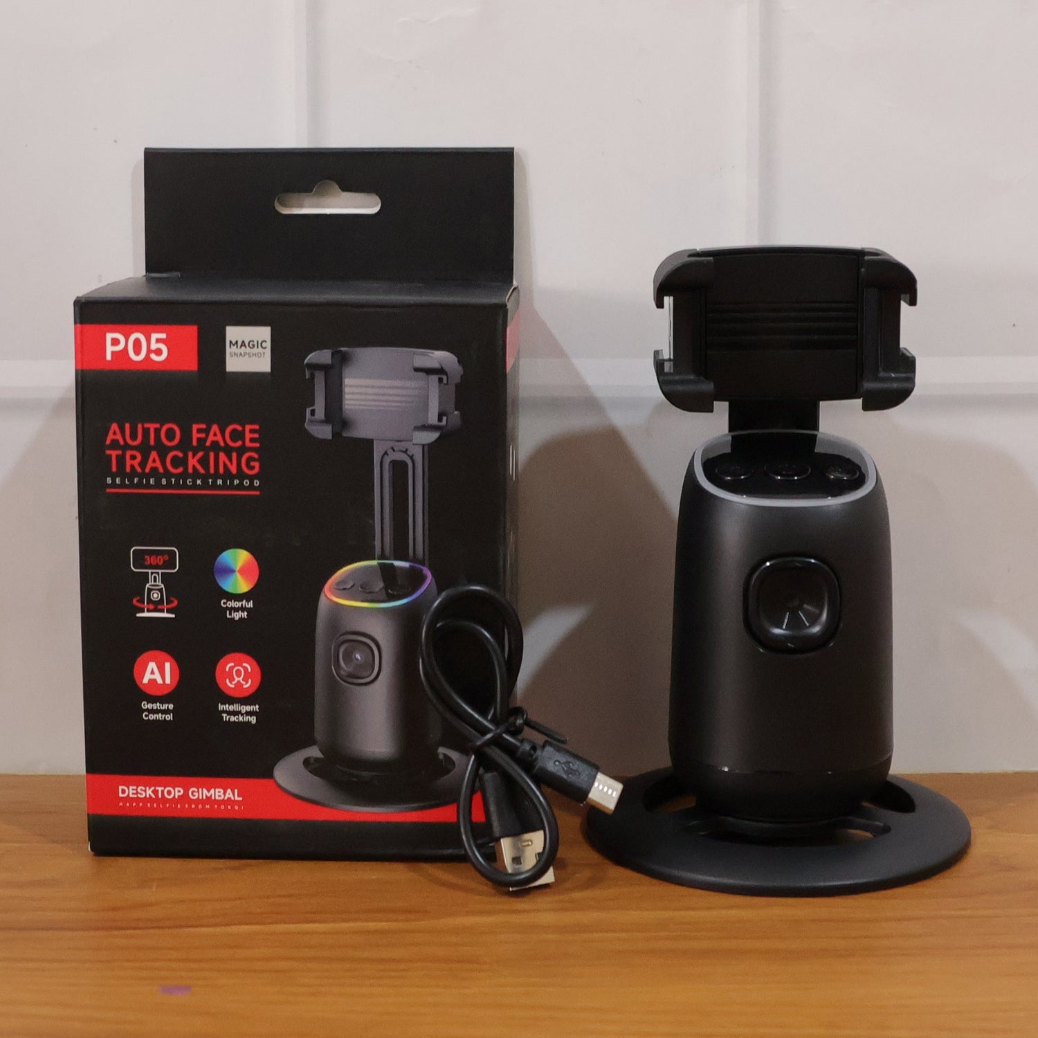 Intelligent phone holder designed for video shooting