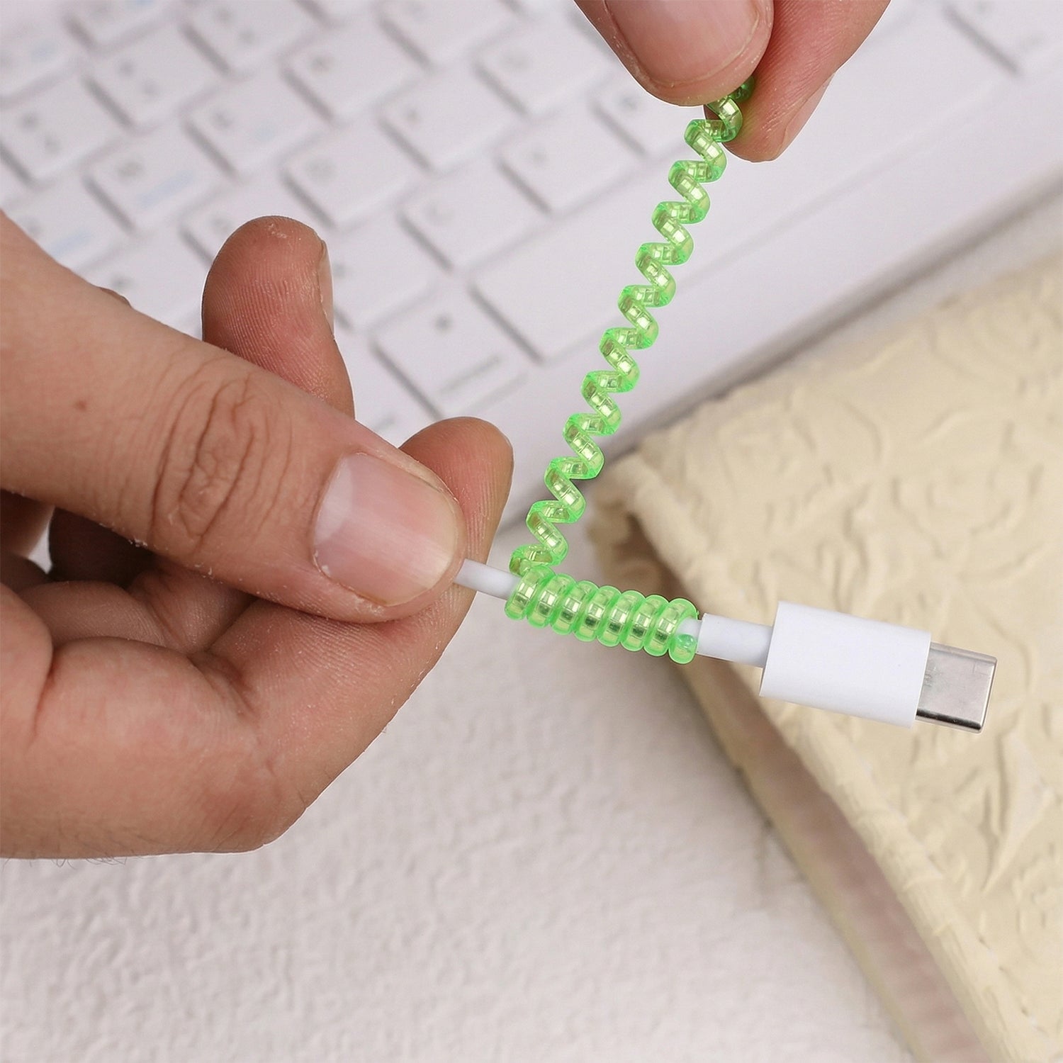 Flexible Spiral Cable Protector Sleeve (1 Pc)