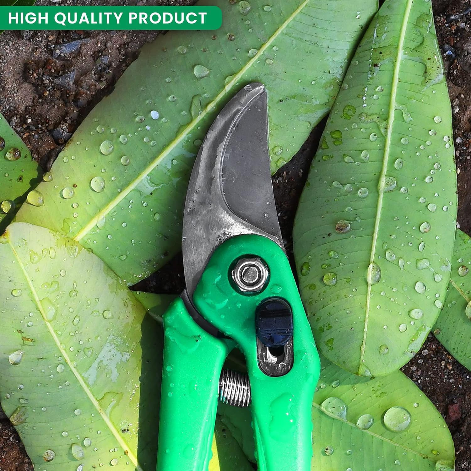 Garden shears with ergonomic grips and locking mechanism