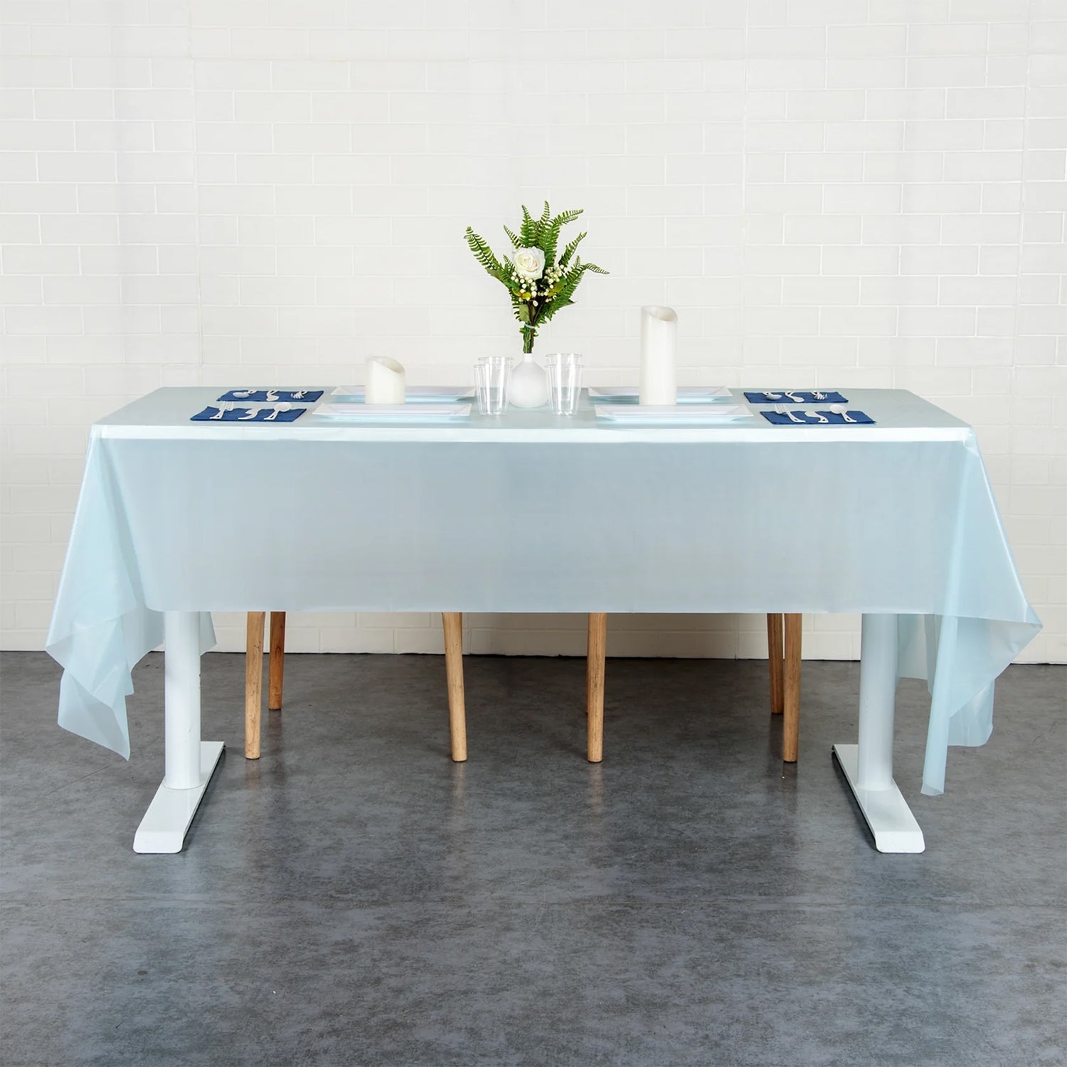 Waterproof Disposable Plastic Table Cover 137 × 183 cm