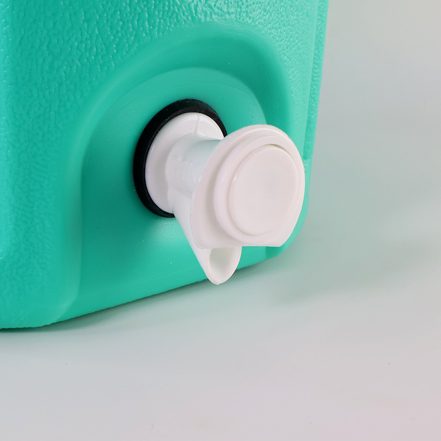 Side view of insulated water jug filled with water
