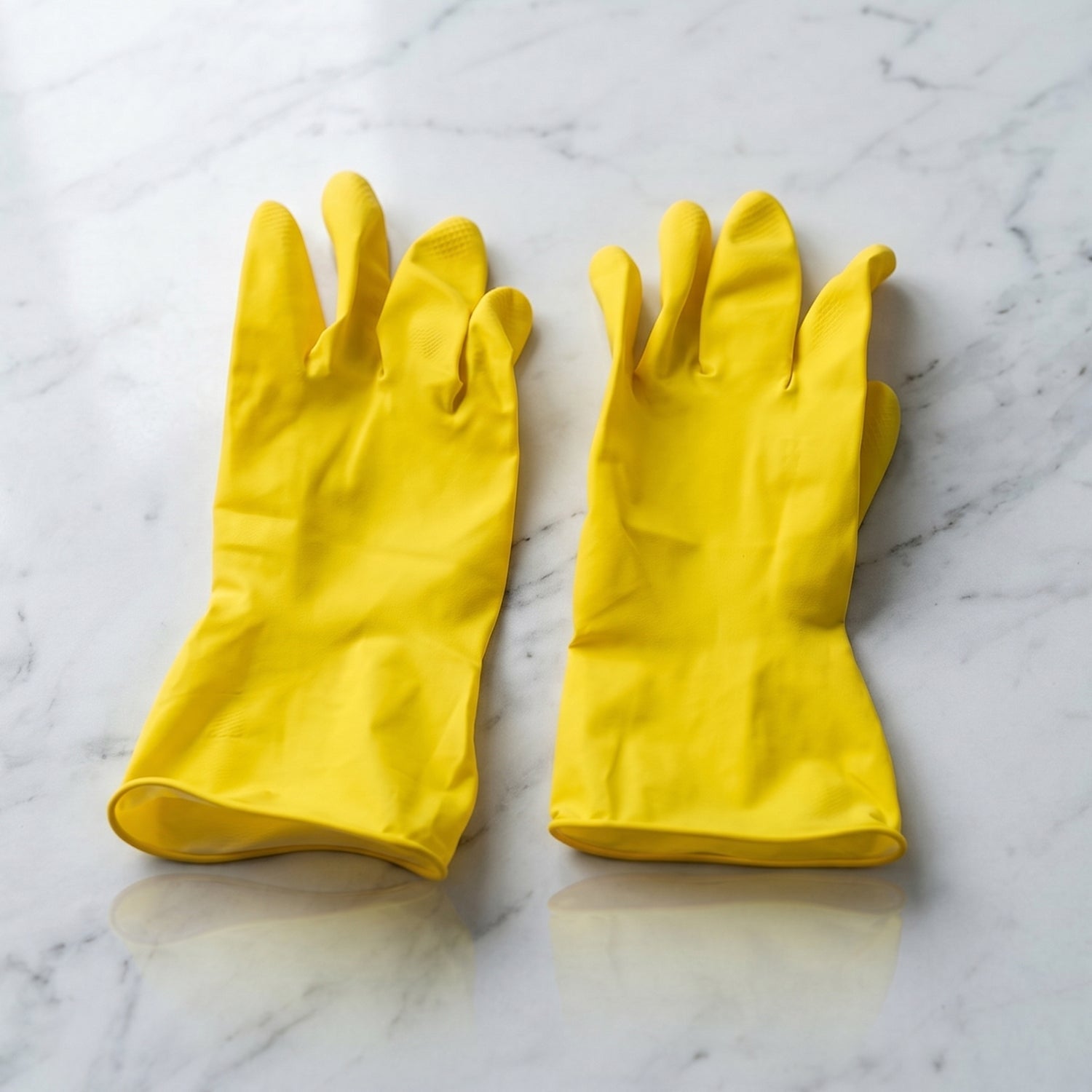 Victor yellow household cleaning gloves