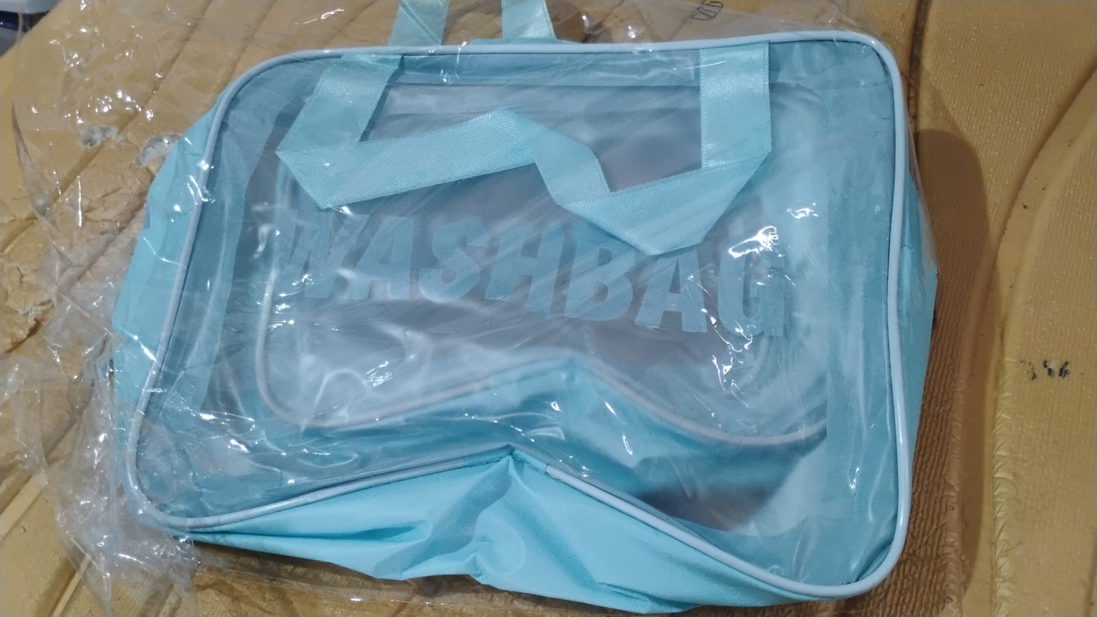 Versatile travel toiletry bags hanging view