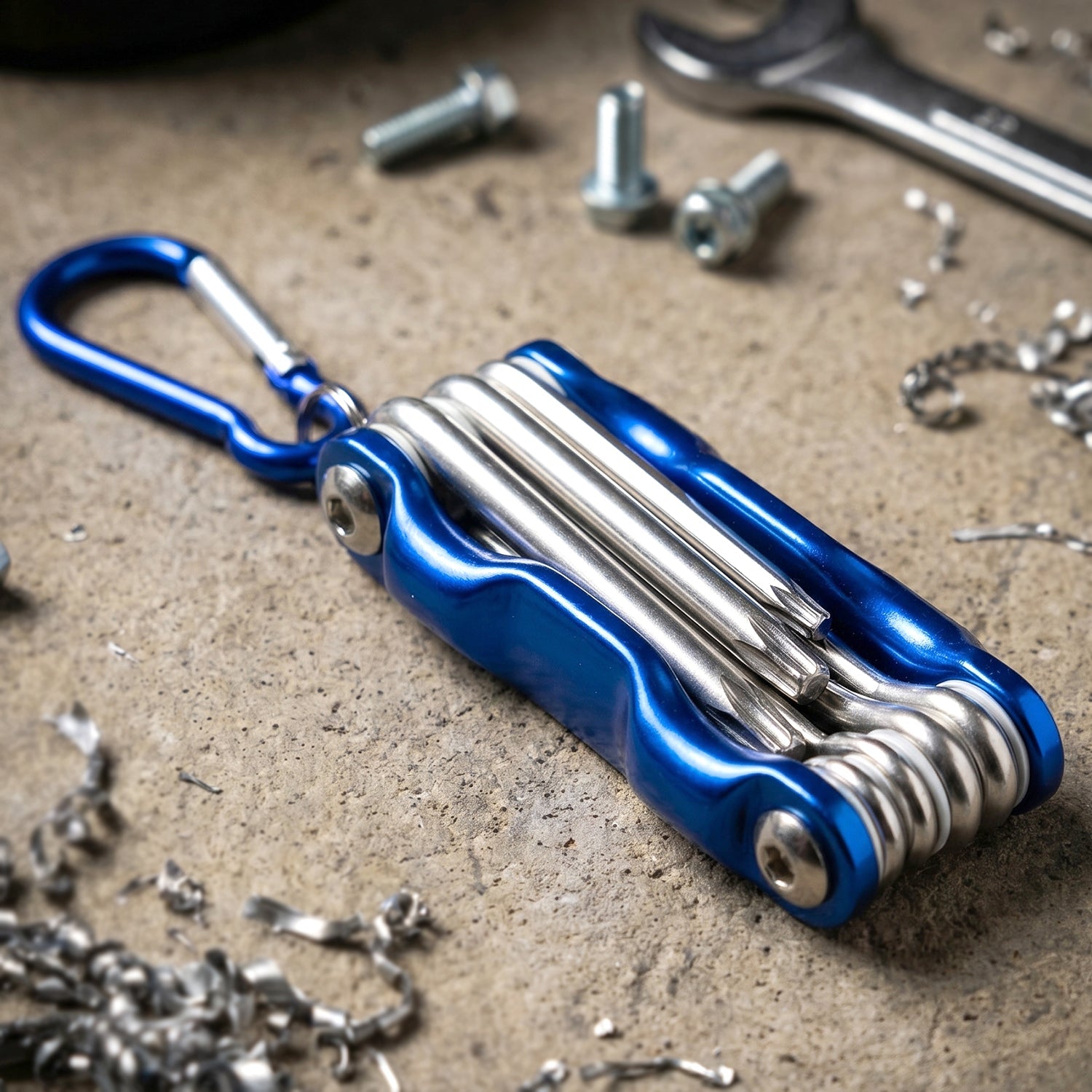 multi tool folded with clip attached