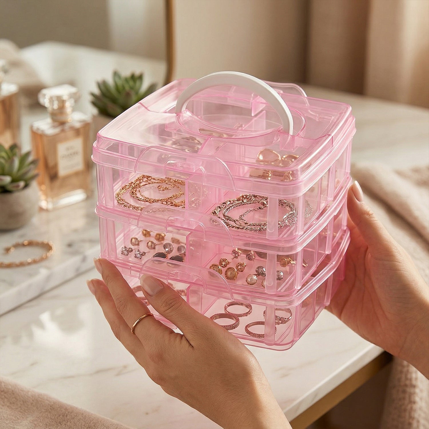 Craft storage box with removable dividers