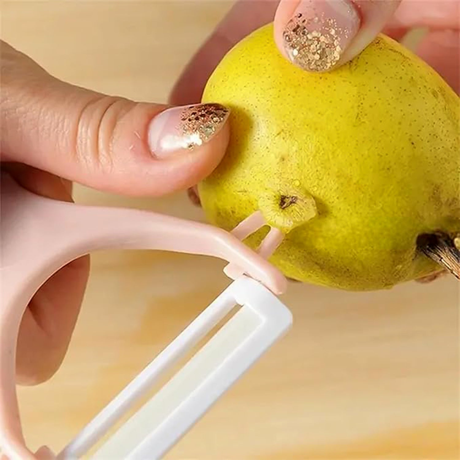 Stainless Steel Blade Peeler â€“ Universal Kitchen Peeler for Household Use